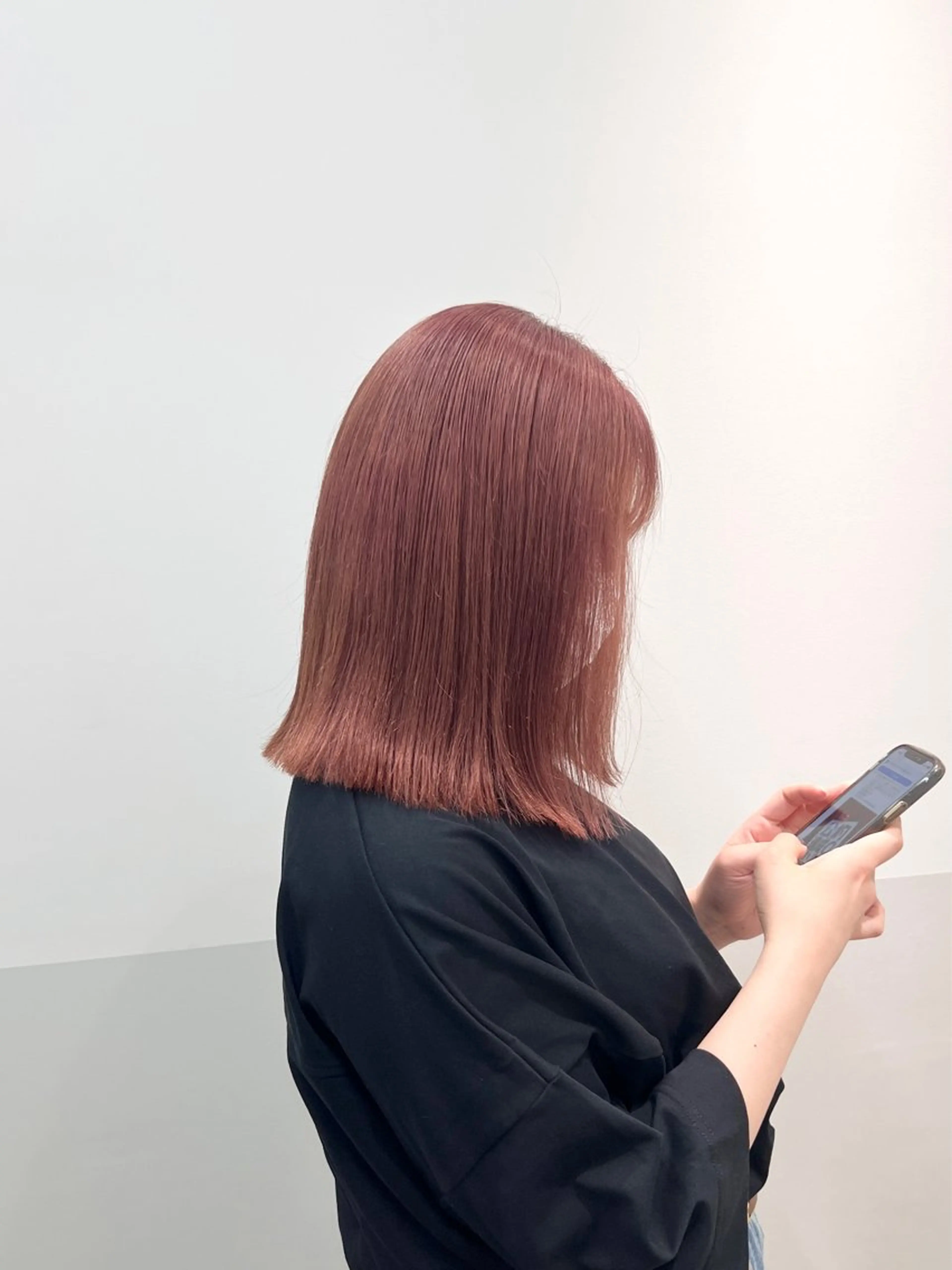 ミディアム カラー ヘアアレンジ ベージュカラー ブリーチ ピンクカラー ピンクベージュ トリートメント ヘアカラー トリートメント 似合わせレイヤー/ 美髪縮毛矯正/ミナエのヘアスタイル