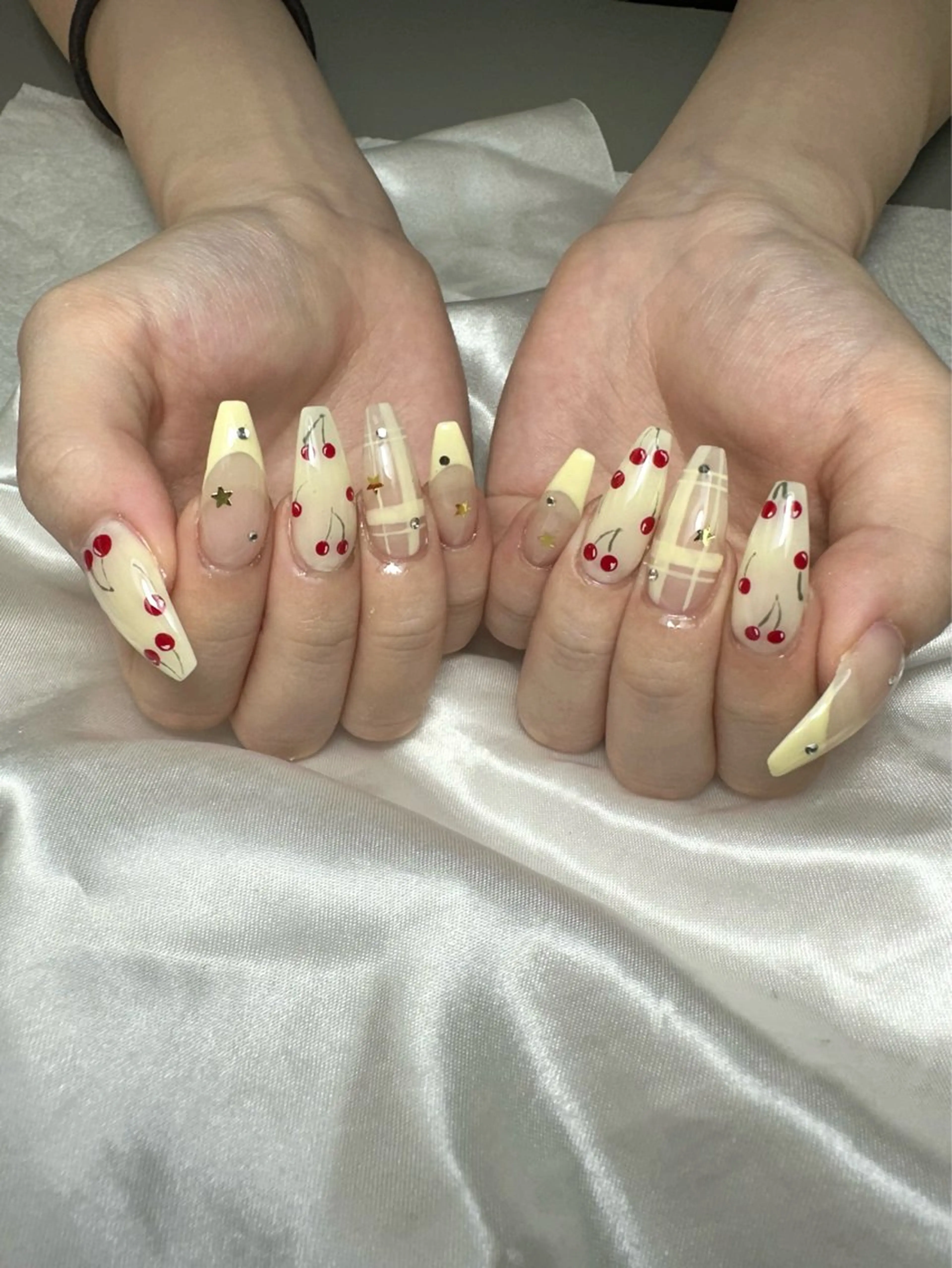 持ち込みデザイン可✨やり放題💅（オフ有の場合+500円）の写真