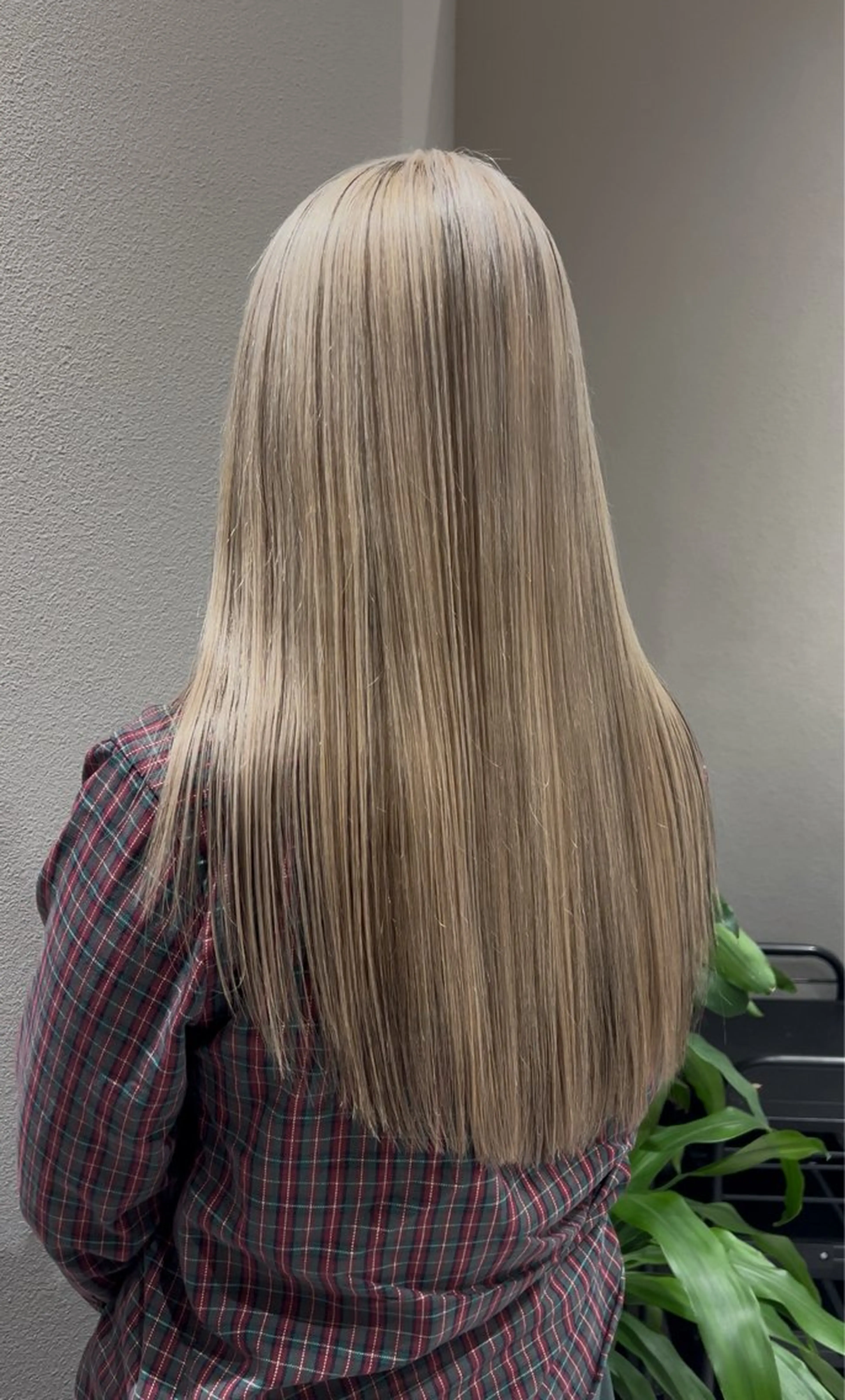 セミロング ヘアカラー happy  man 🌸血色カラー🌸のヘアスタイル