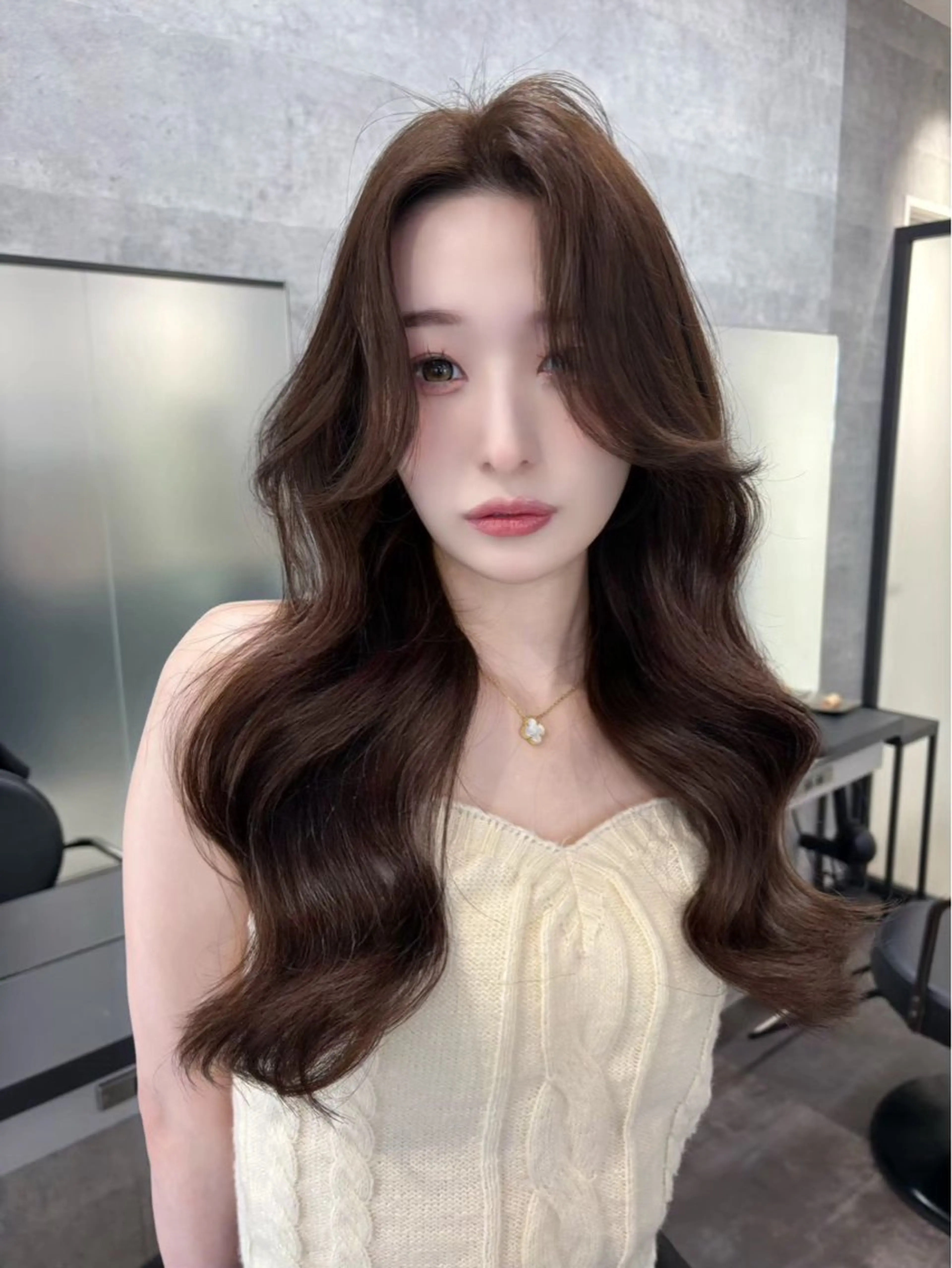 ロング 韓国風ヘア ロング 似合わせカット votan lilleyのヘアスタイル