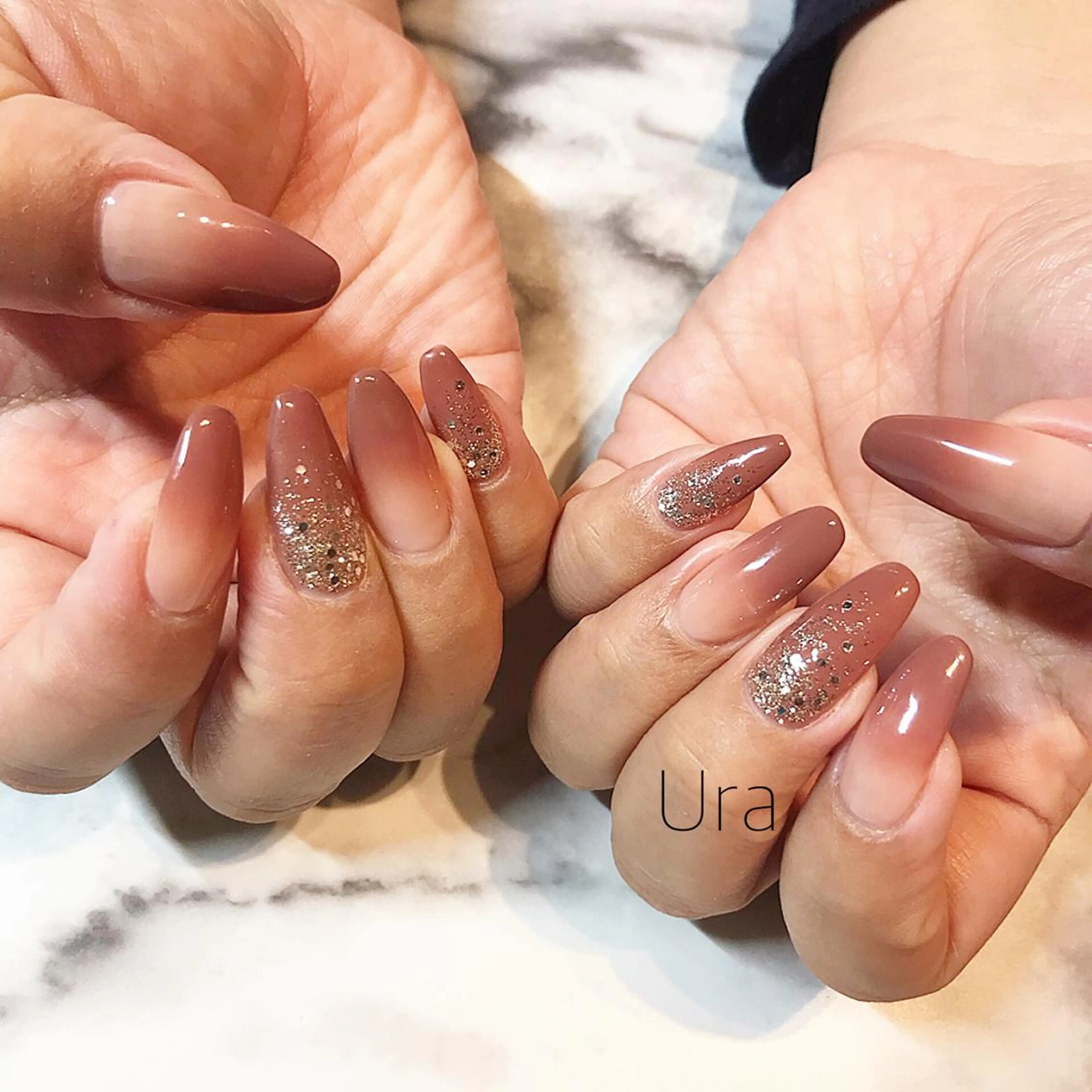 ネイル グラデーション ラメ(グリッター) UrakoNail 《nail》のネイルデザイン