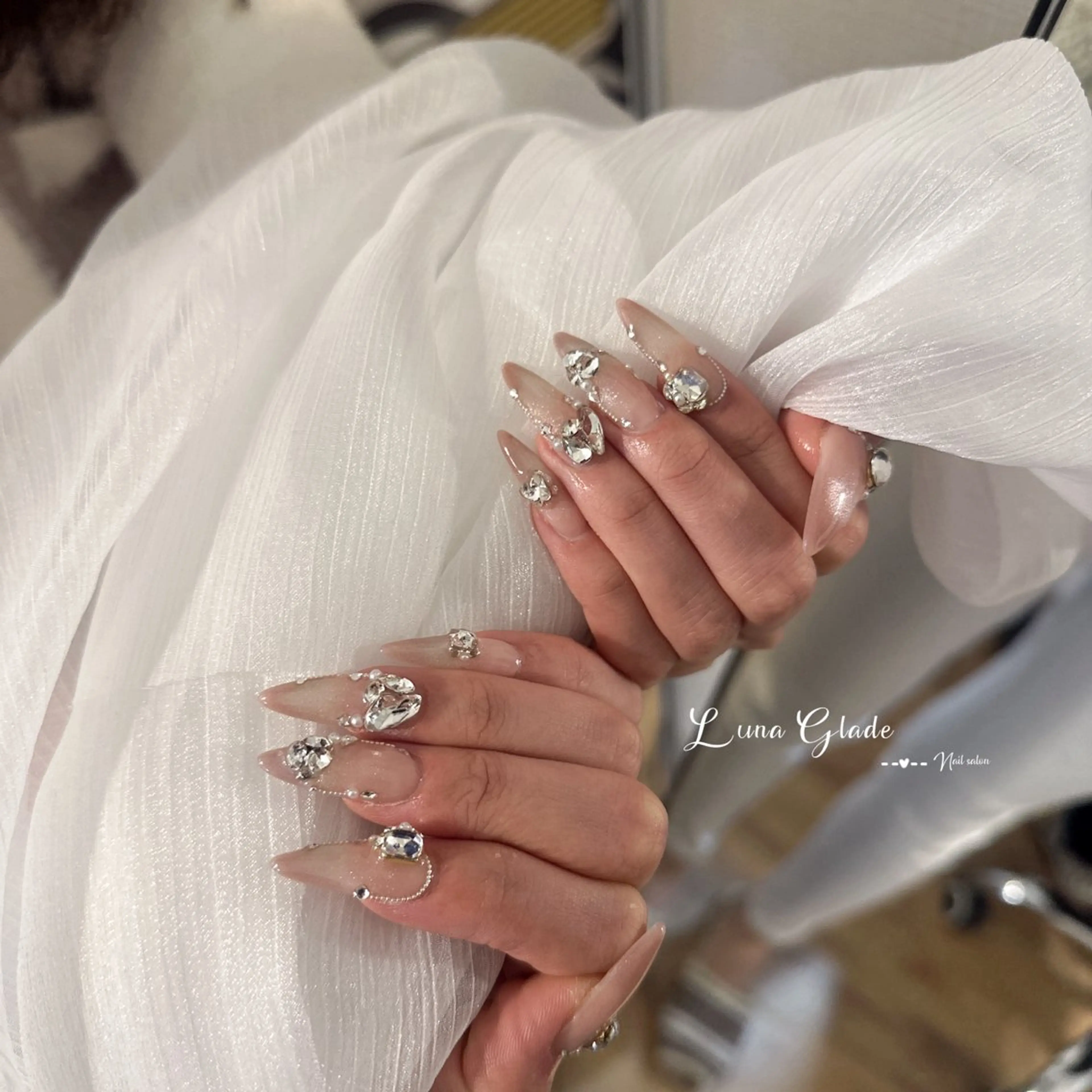 ネイル ハンドネイル Luna Gladeのネイルデザイン