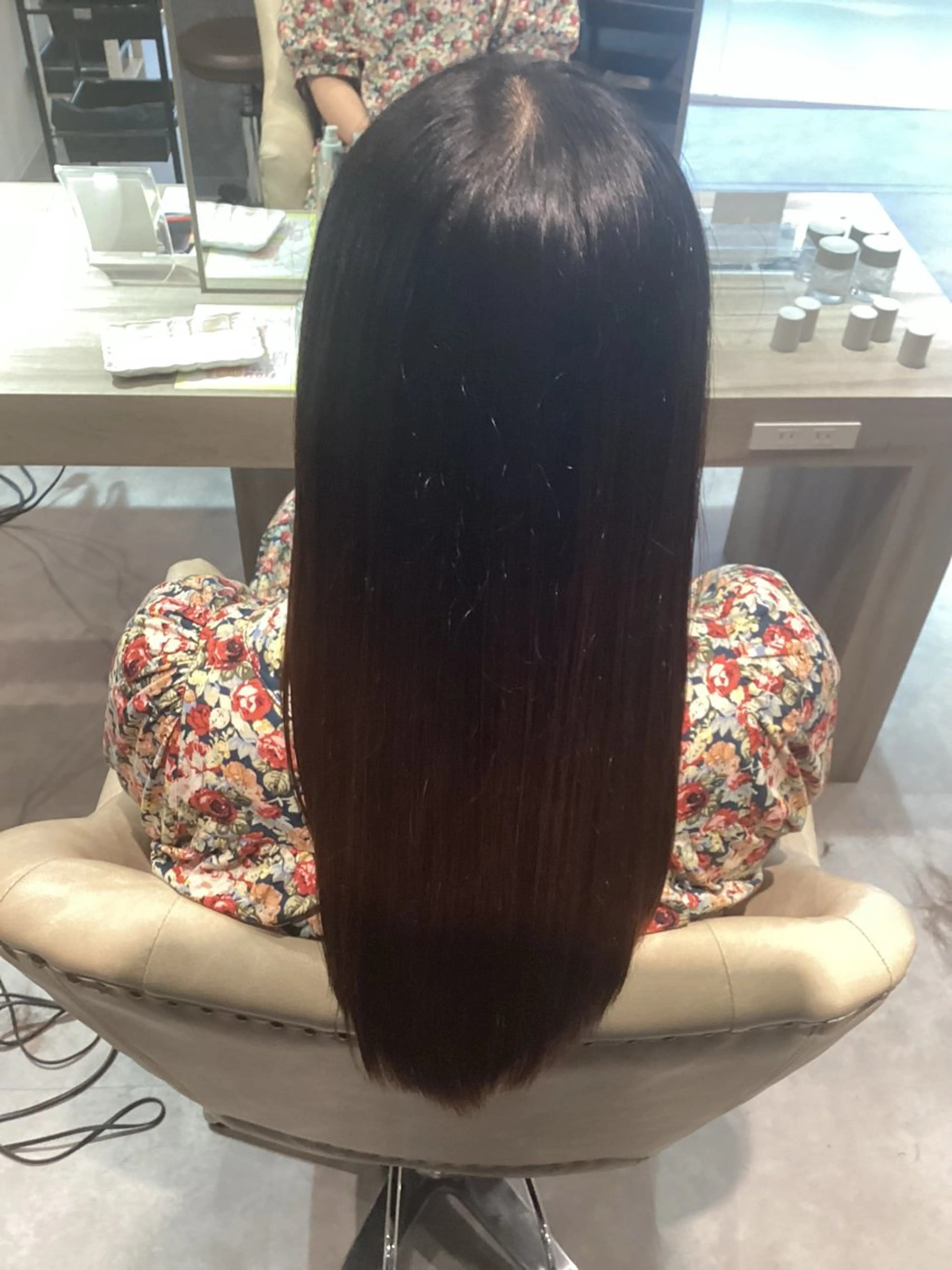 セミロング 五ノ井 一世のヘアスタイル