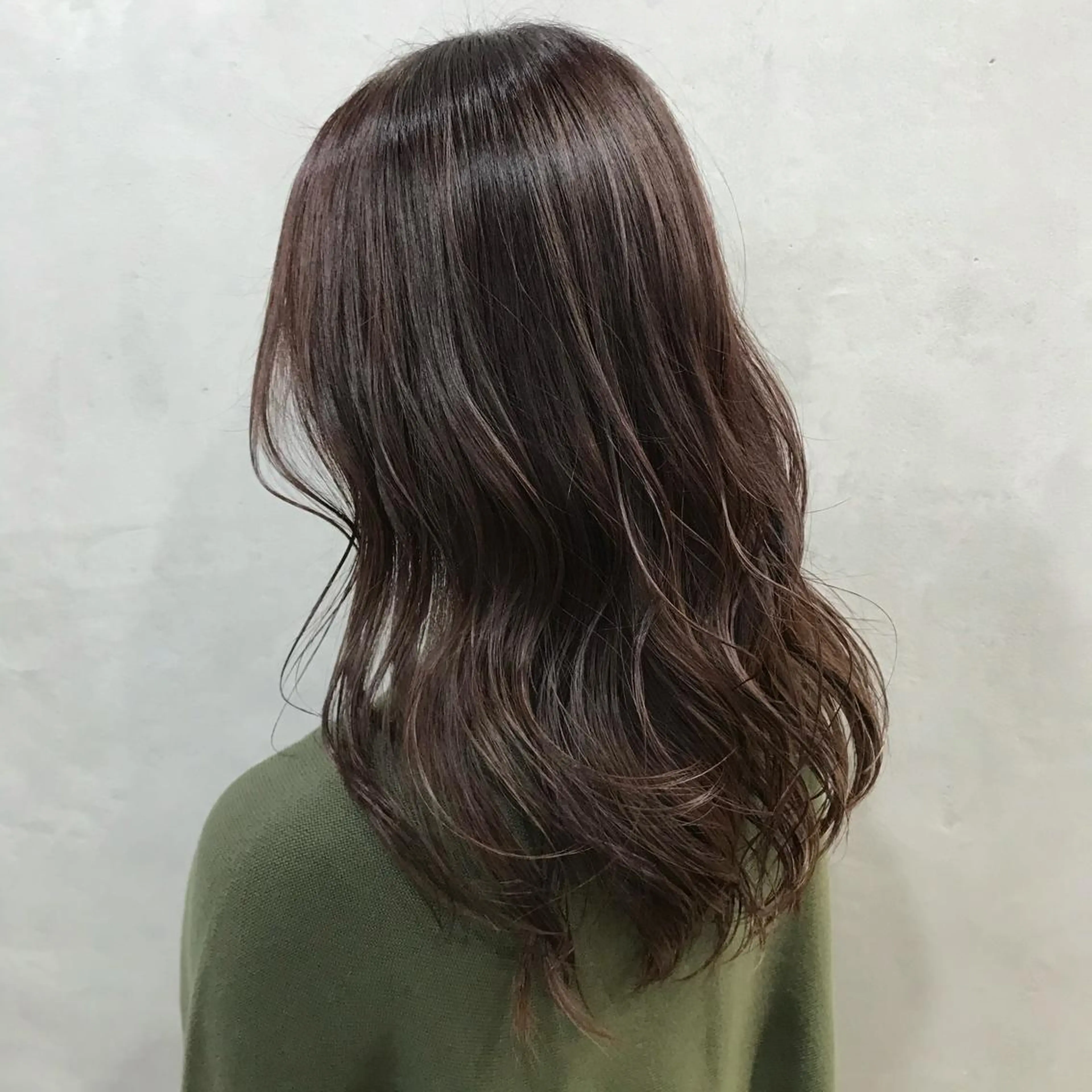 ミディアム カラー ブリーチダブルカラー 【koide】のヘアスタイル