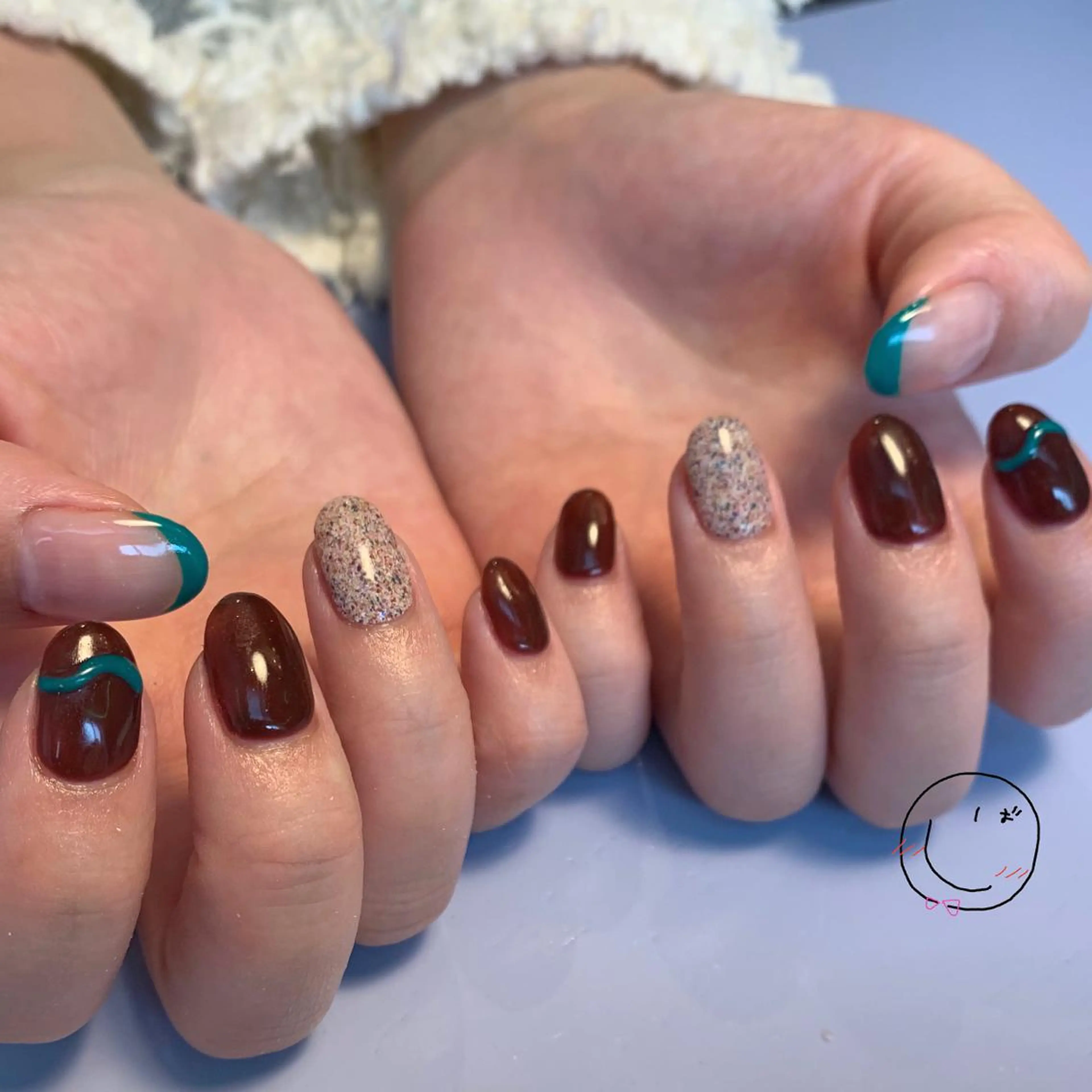 ネイル フットネイル ジェルネイル ニュアンスネイル ワンカラーネイル ホワイト chik shibaのネイルデザイン