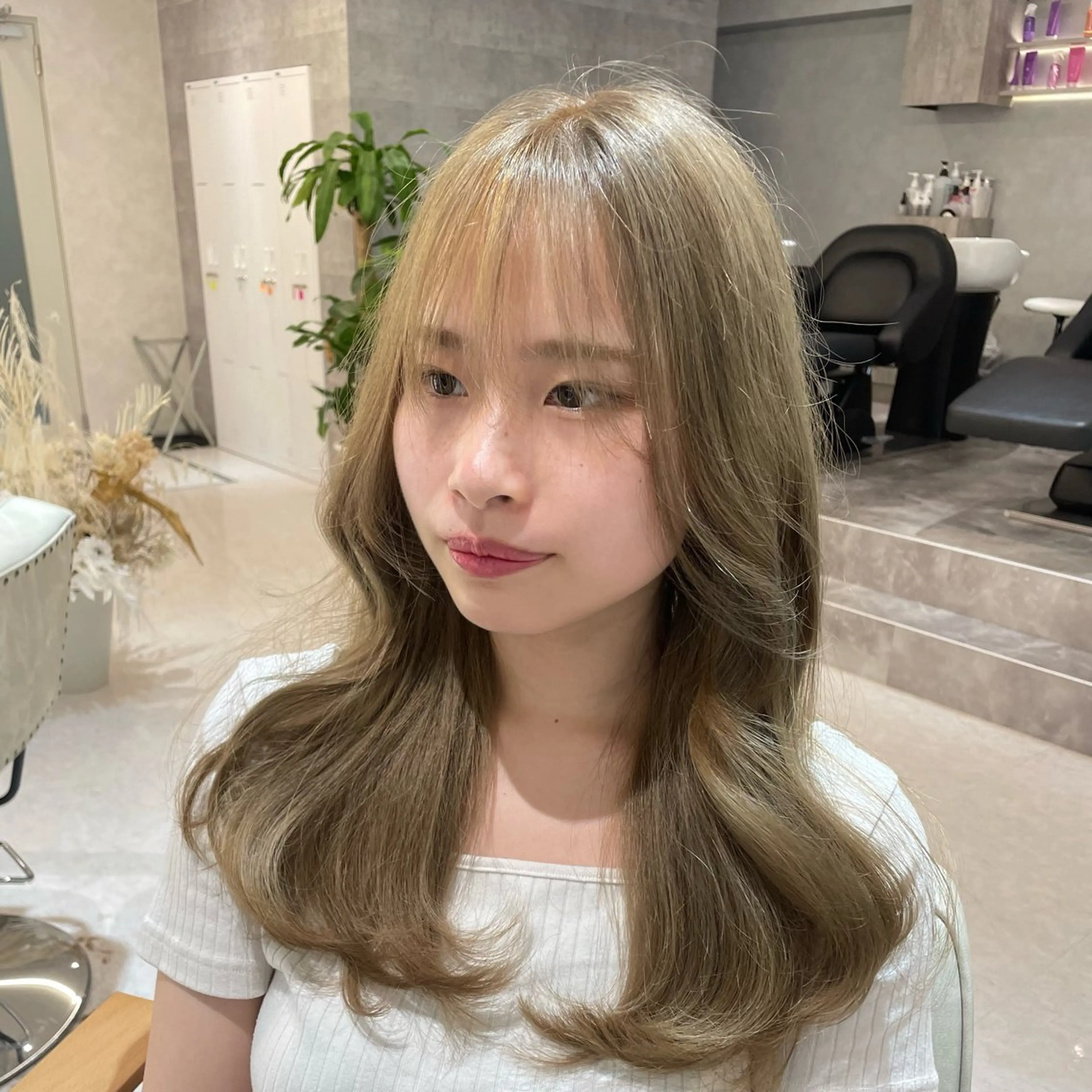 ロング カラー ベージュカラー 透明感カラー グレージュ ミルクティーベージュ オリーブベージュ ヘアカラー トリートメント ショートモデル募集 エクステ専門店まりこのその他イメージ