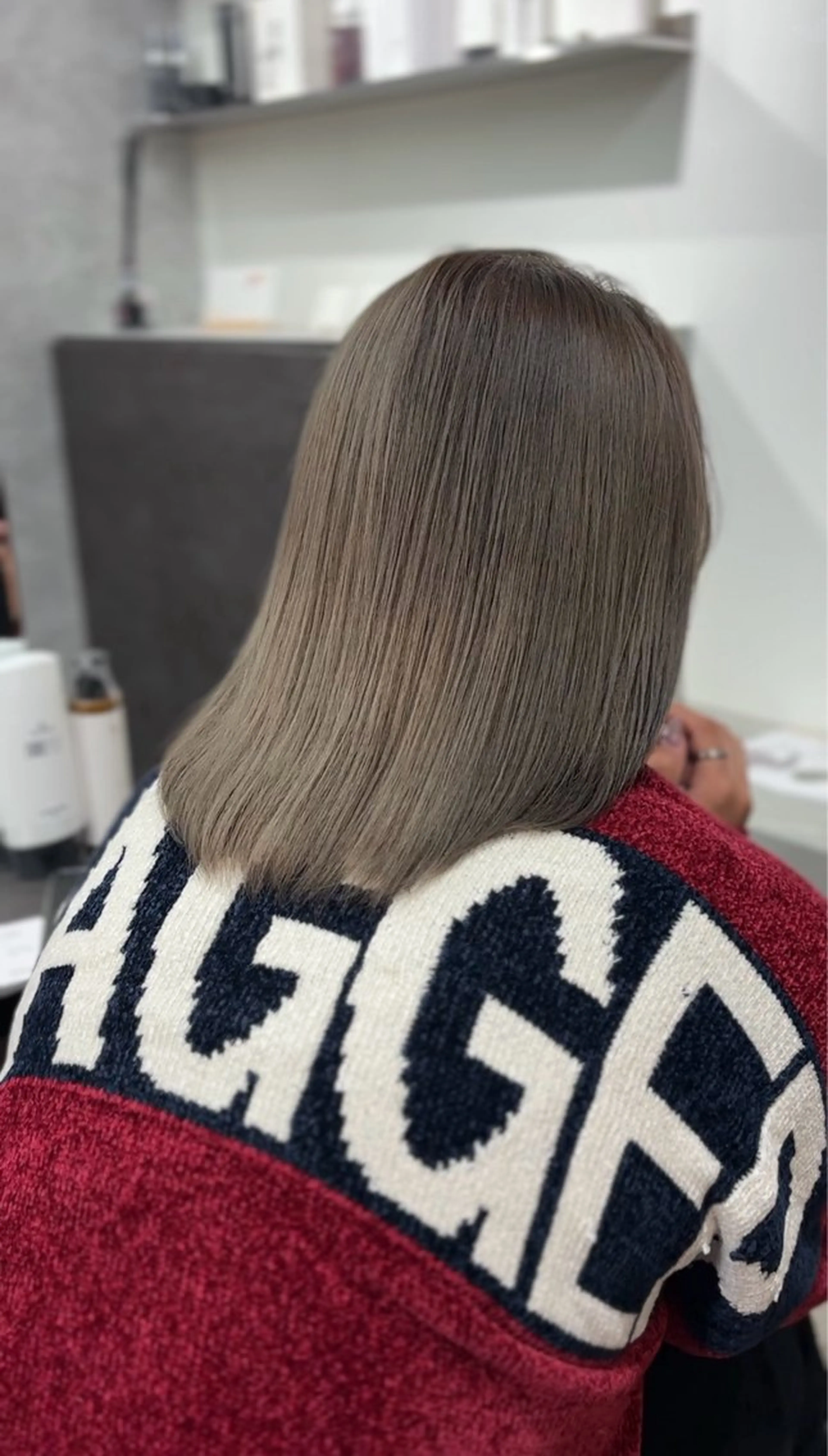 ミディアム カラー 最高級人毛 100%エクステ茉央のヘアスタイル