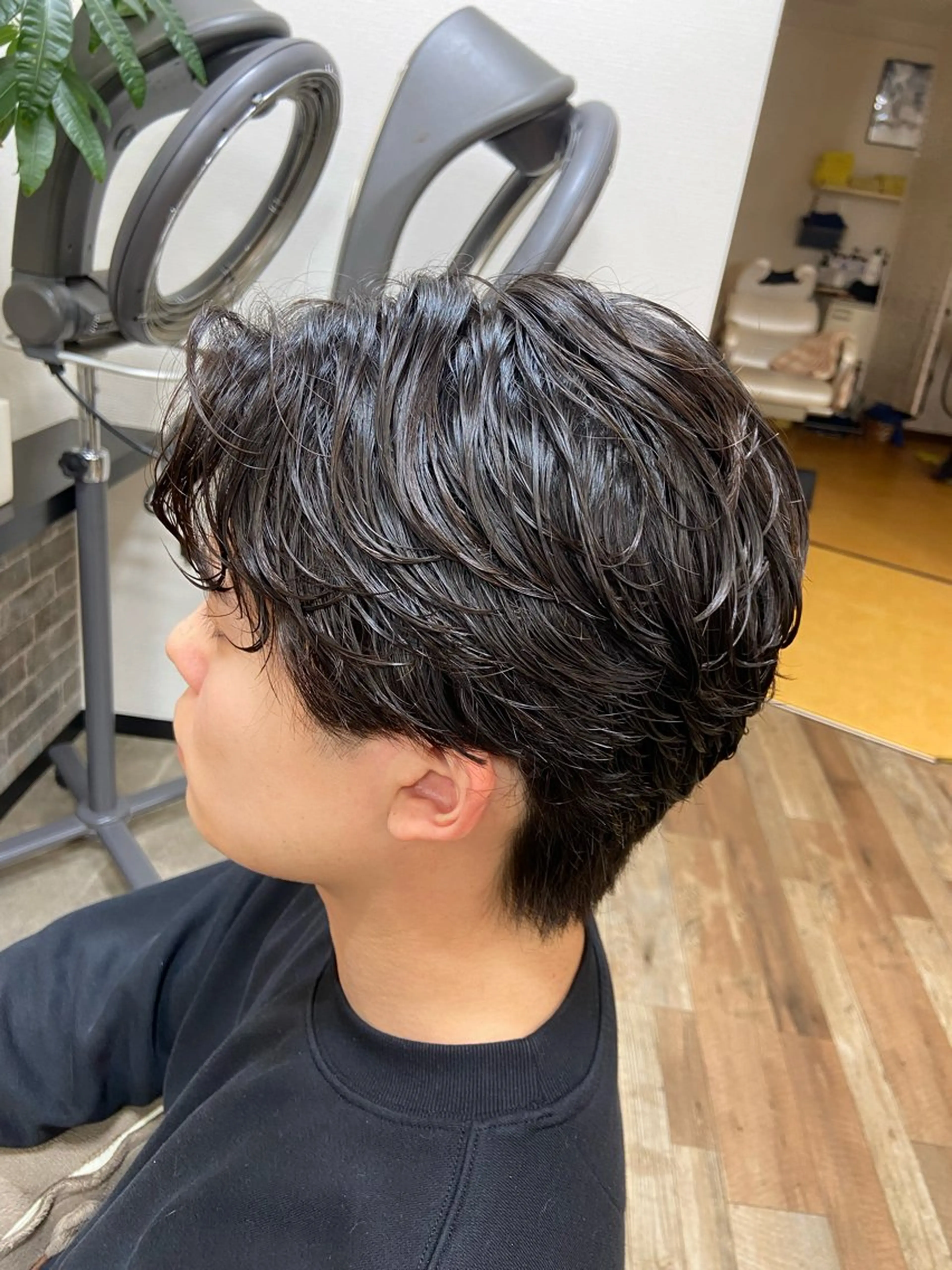 パーマ メンズ メンズパーマ ニュアンスパーマ カット パーマ イツキ🌕デザインカ ラー🥨髪質改善🫧のヘアスタイル