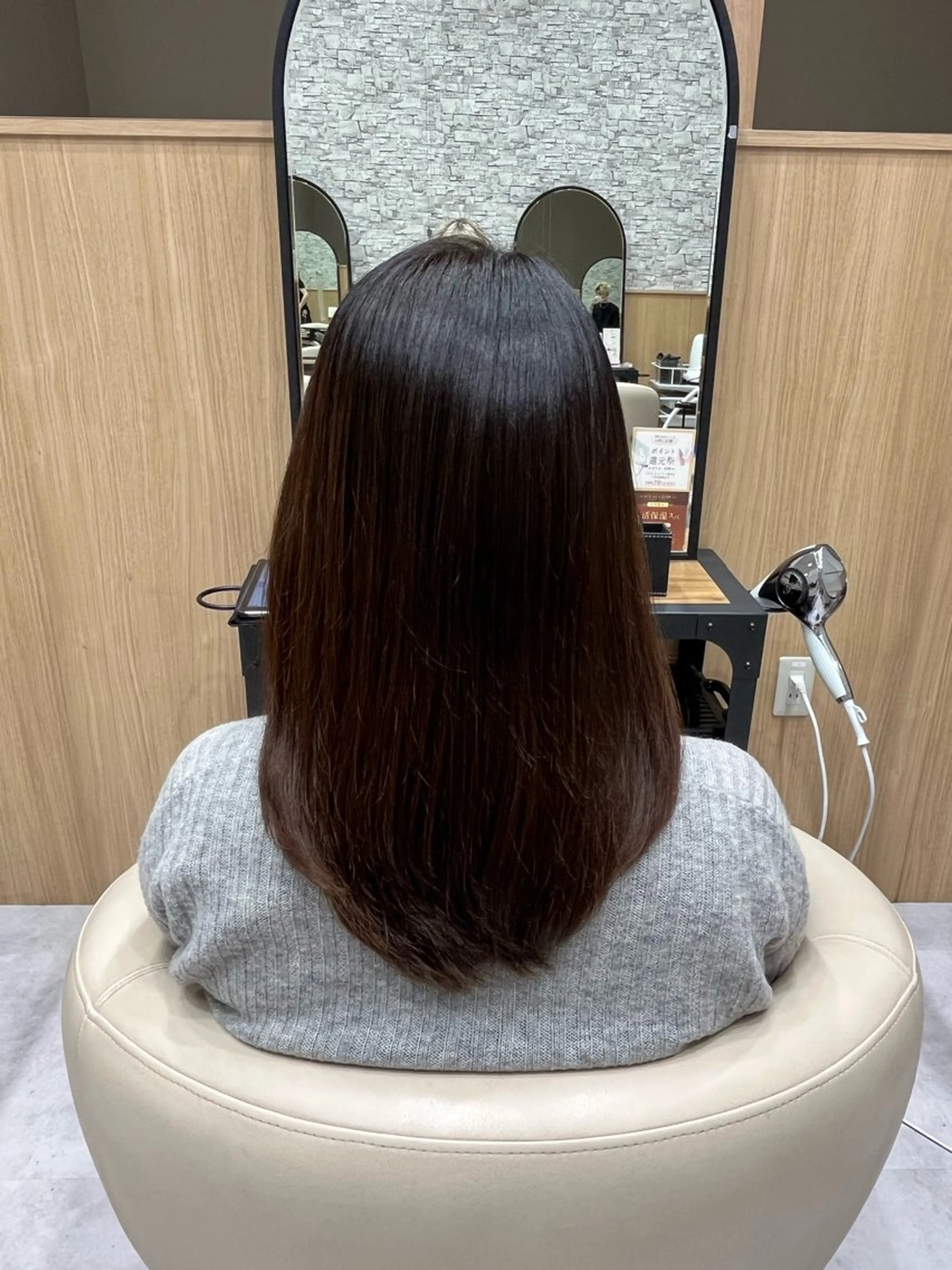 ロング 東條 早希のヘアスタイル