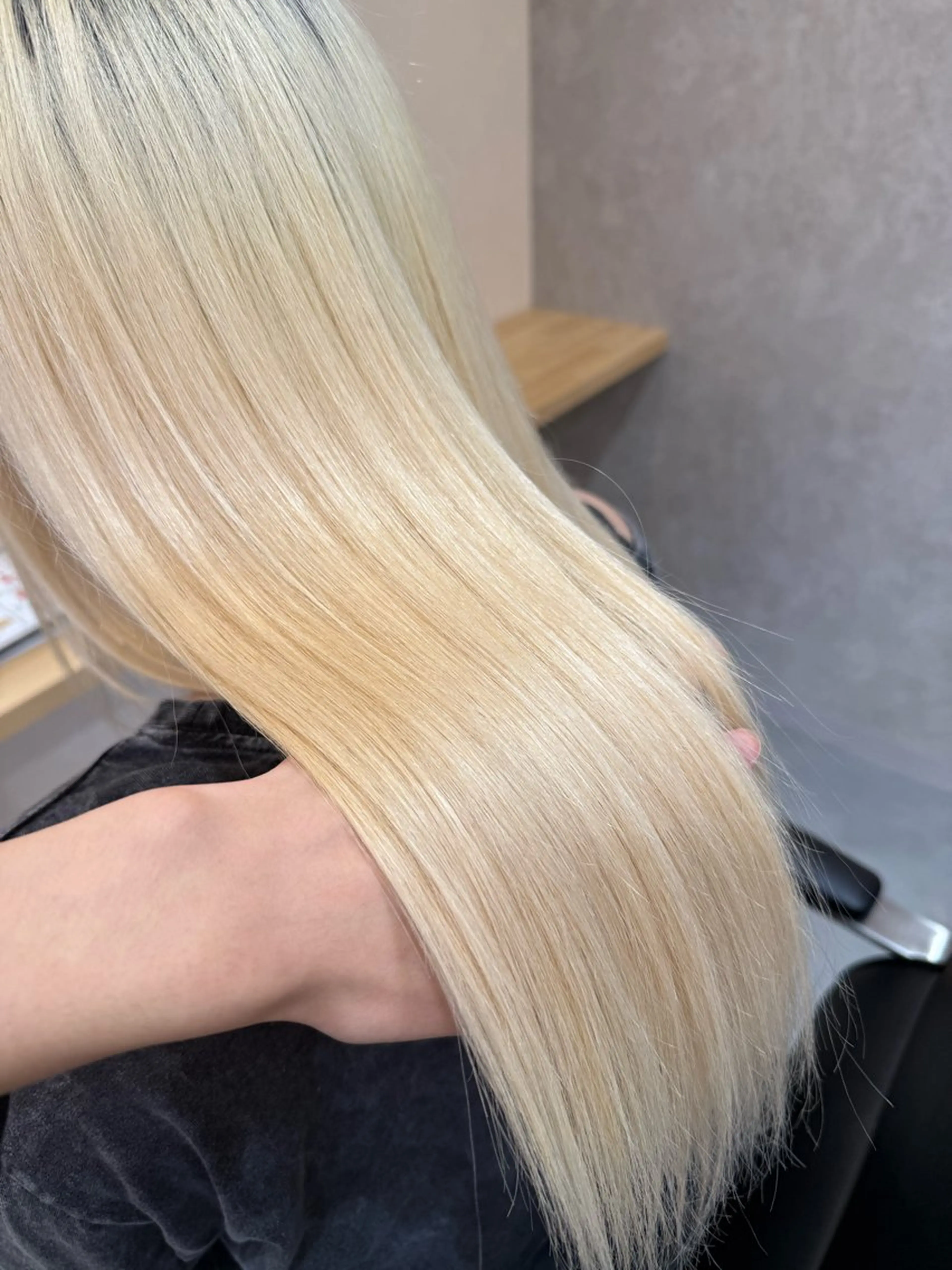 ロング カラー 🎀似合わせカット 🎀ケアブリーチ💞のヘアスタイル