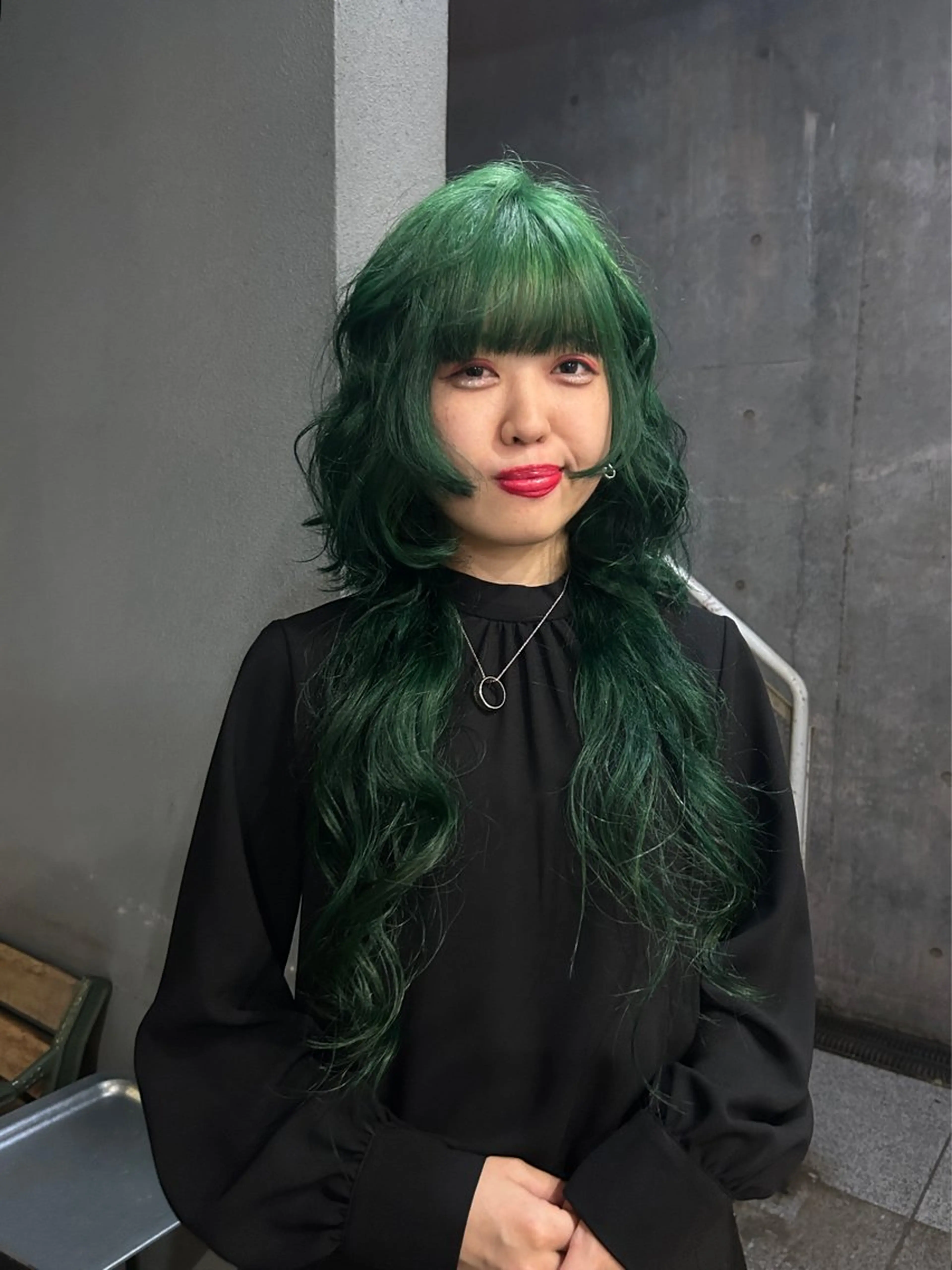 ロング ヘアカラー Hiyo 海外レイヤーカットのヘアスタイル