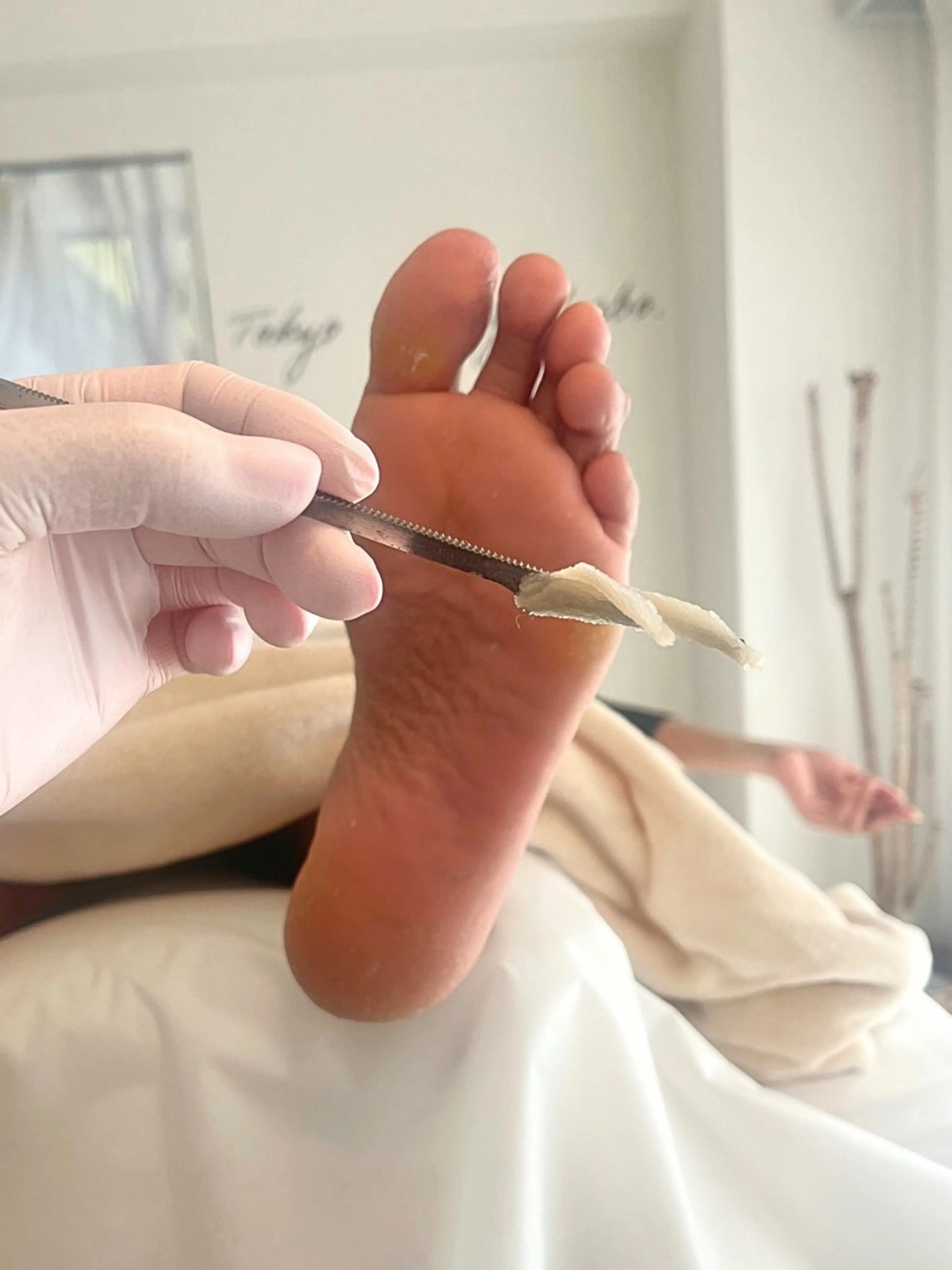 【最先端】韓国式 足裏角質フットケア👣ペディプランニング¥8800→¥4800 ※足裏にトラブルがある方はNGの写真