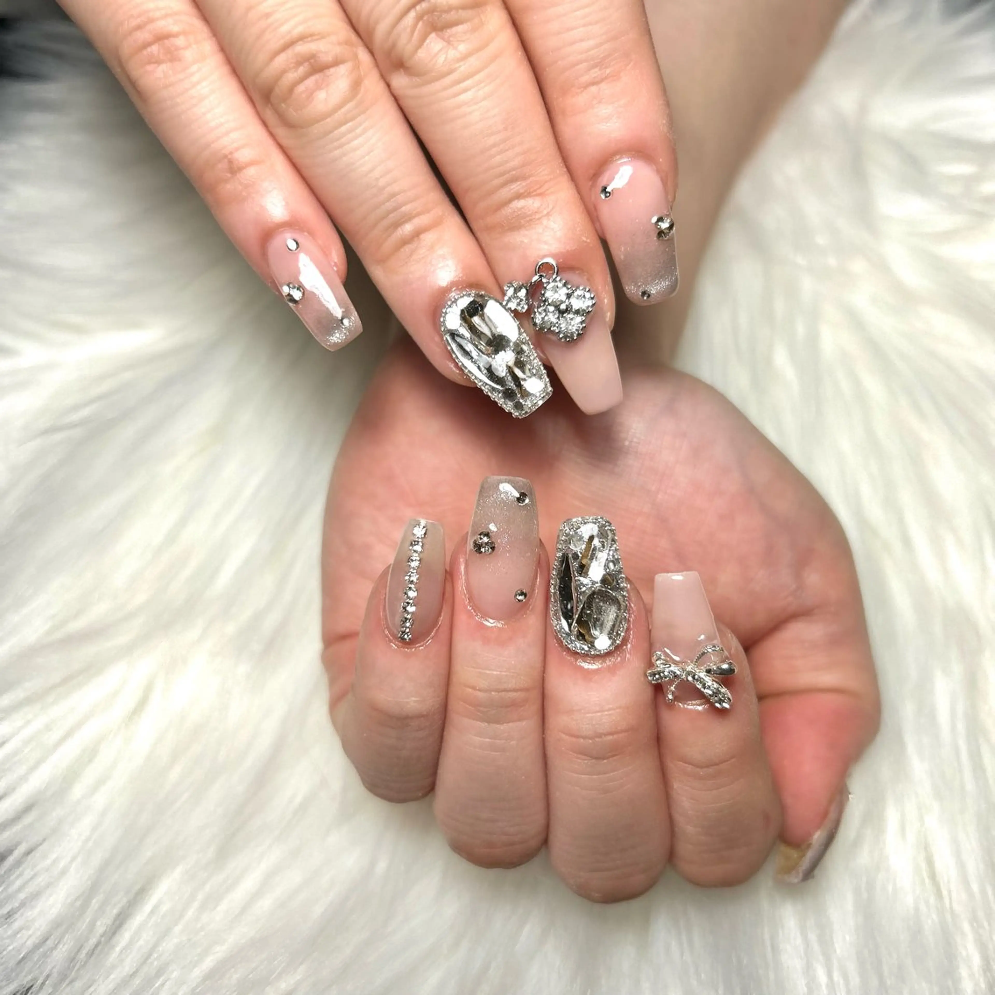 ネイル moumou nailのネイルデザイン