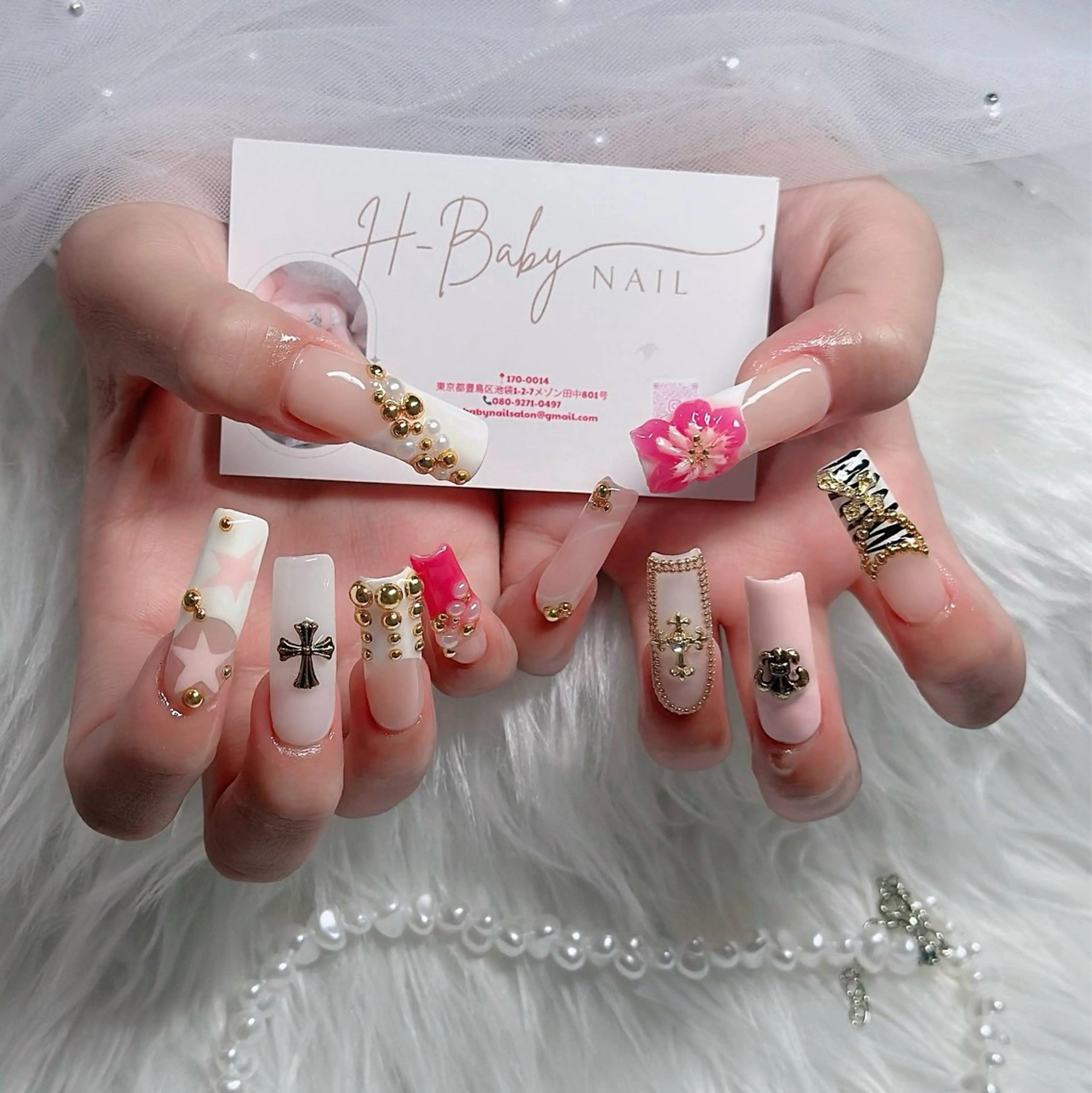 ネイル フレンチネイル ジェルネイル ガラスフレンチ ハロウィン ハート ハンドネイル H.baby Nail Salonのネイルデザイン