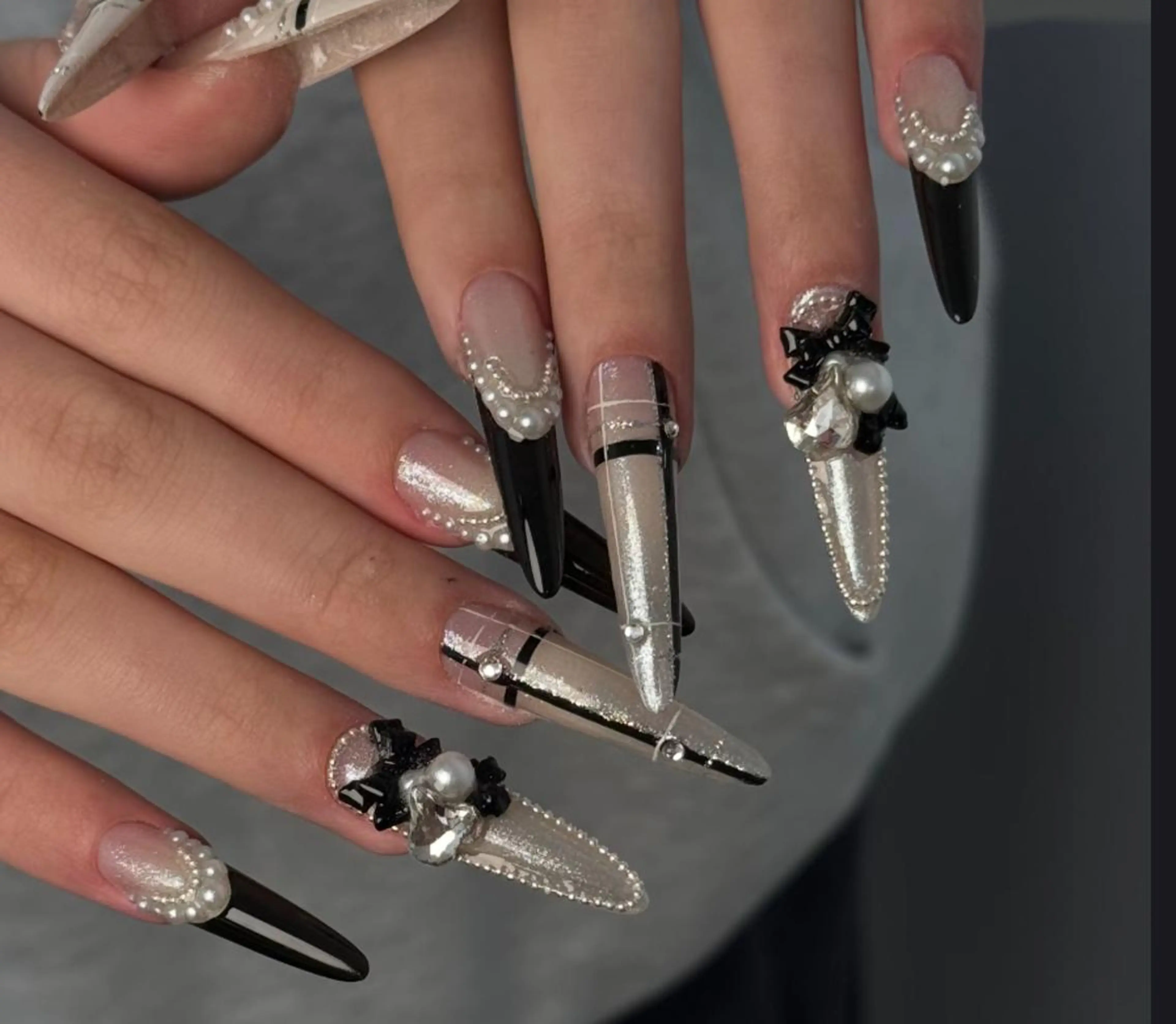 ネイル ハンドネイル 🎀 UU_nailのネイルデザイン