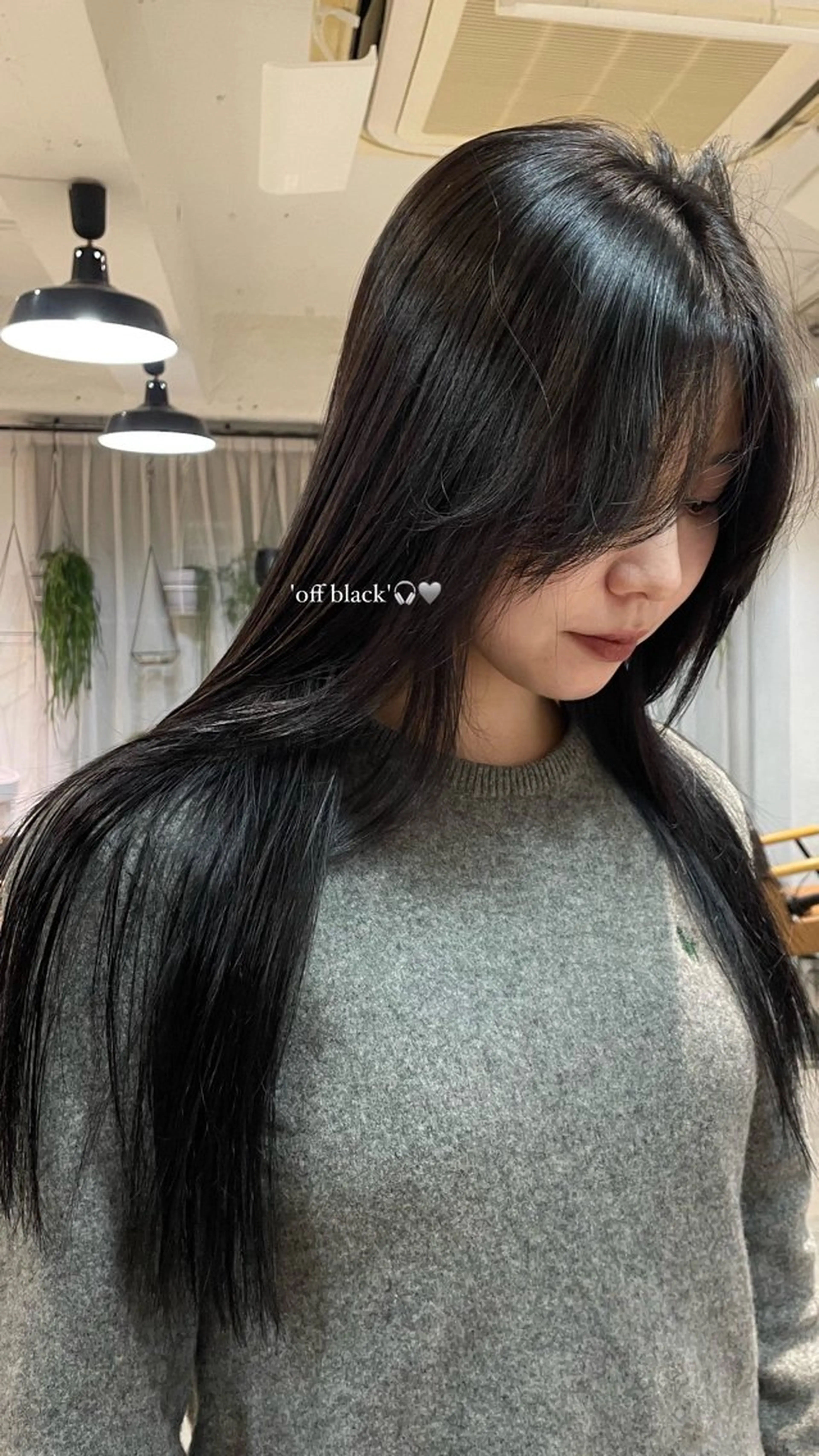 ロング 盛れる透明感カラー・ momokaのヘアスタイル
