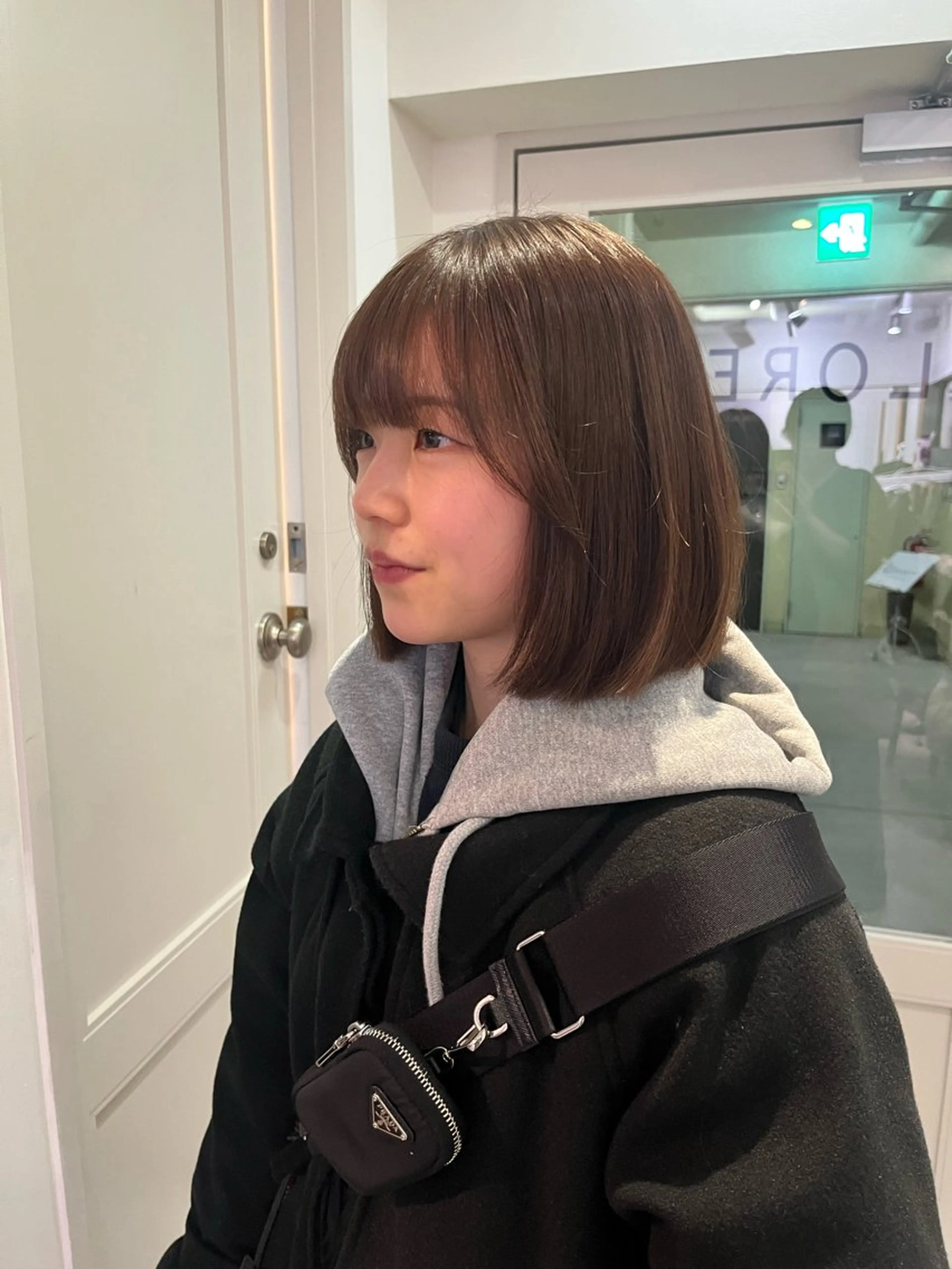 ミディアム カラー ベージュカラー ハイライトカラー ハイライト ヘアカラー くすみカラー/海外 レイヤー/ ローレンのヘアスタイル