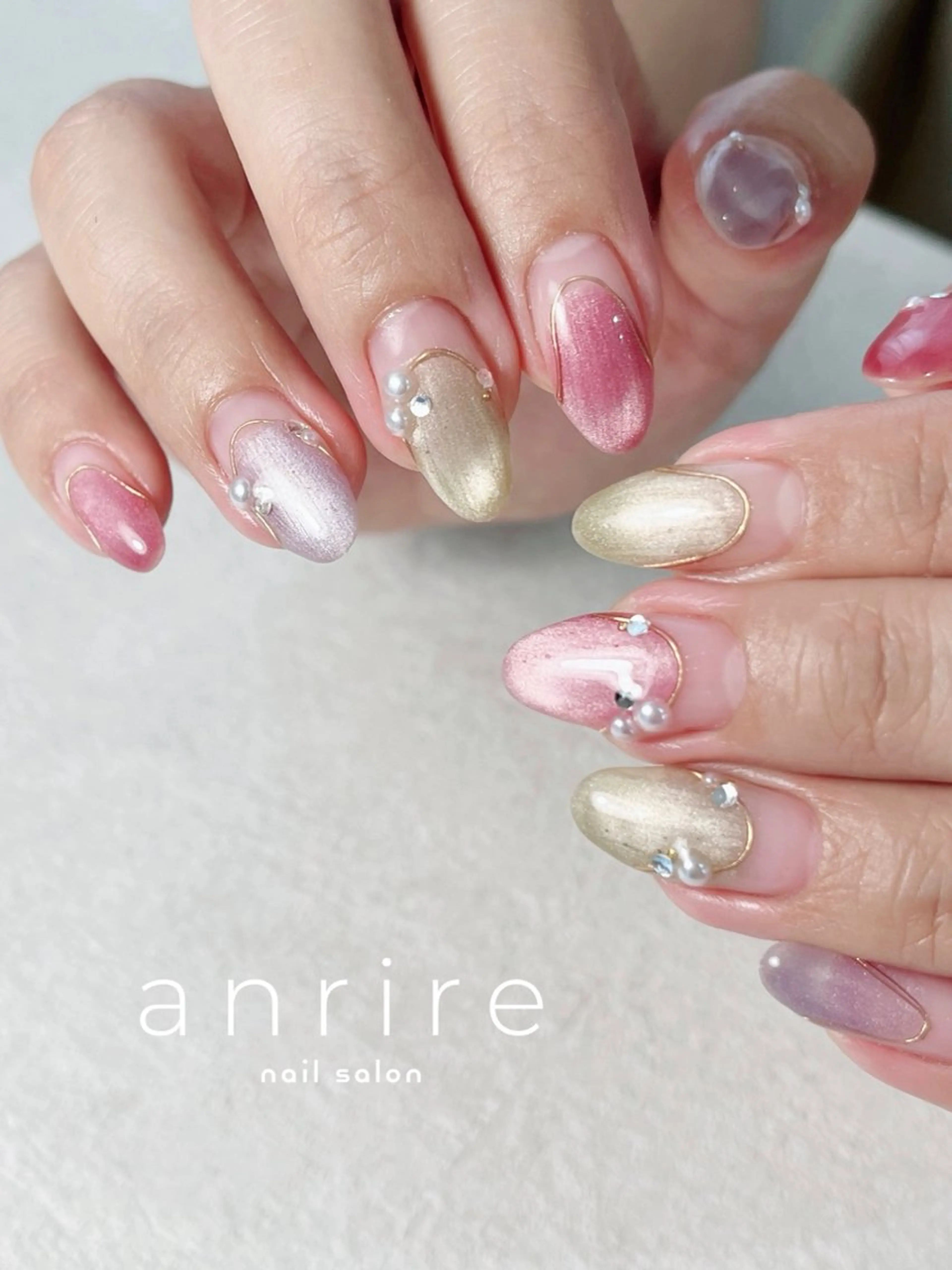 ネイル フレンチネイル ジェルネイル キラキラネイル マグネットネイル マグネットフレンチ ハンドネイル nailsalon anrireのネイルデザイン