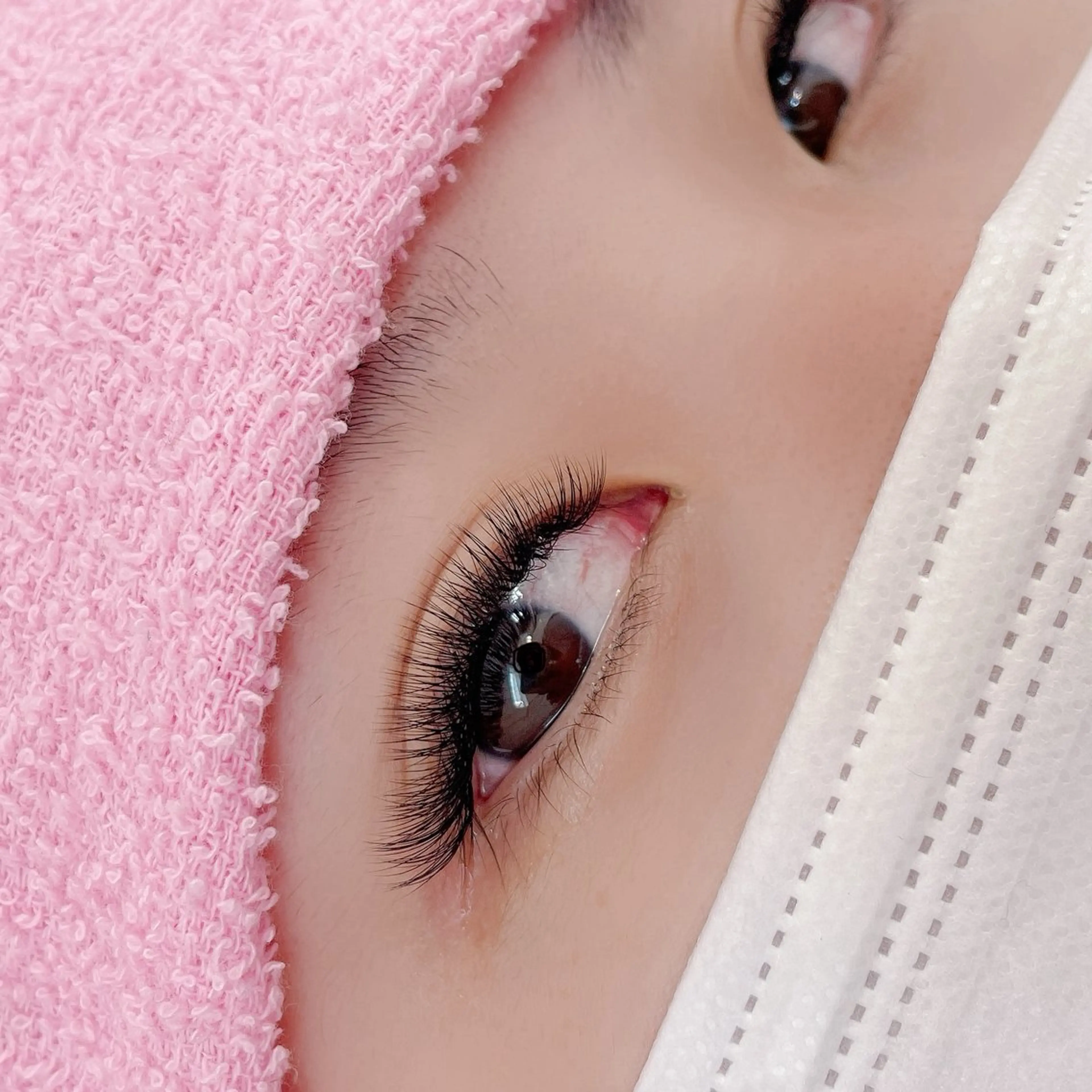 マツエク・マツパ ボリュームラッシュ tsumugi .の眉毛・アイブロウイメージ