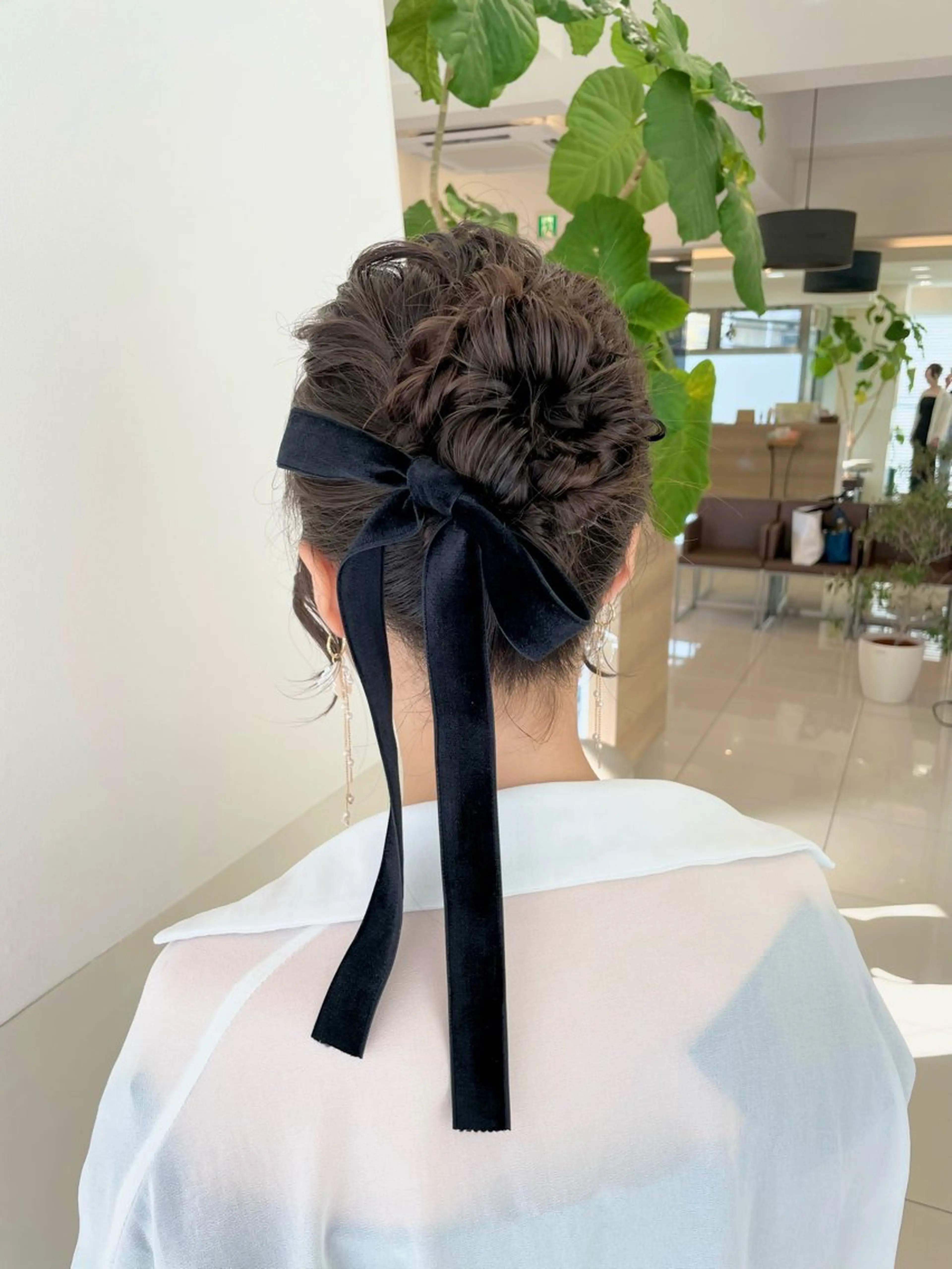 セミロング ヘアセット 鎌倉/アレンジ/暗髪 /髪質改善/ ユキミのヘアスタイル