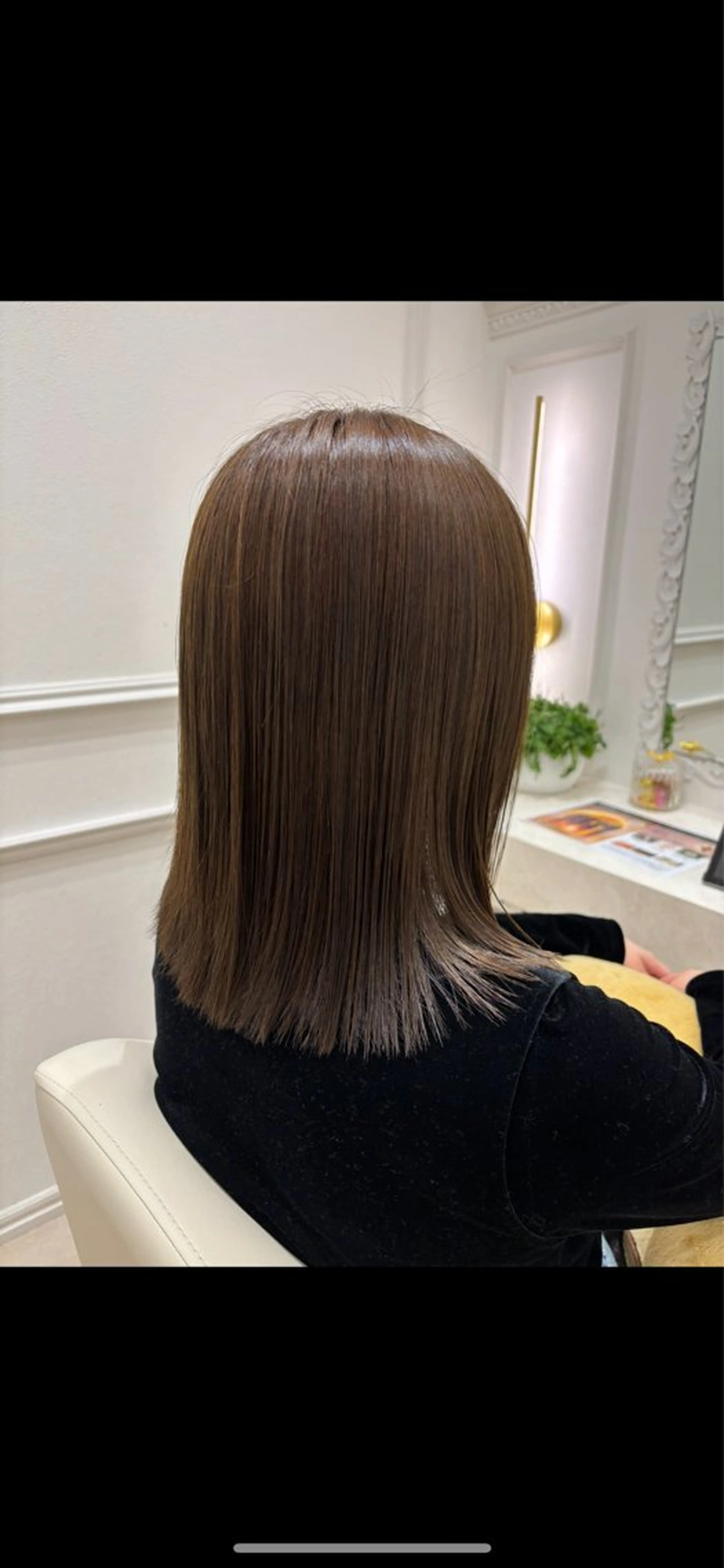 ミディアム カラー 野里 色のヘアスタイル