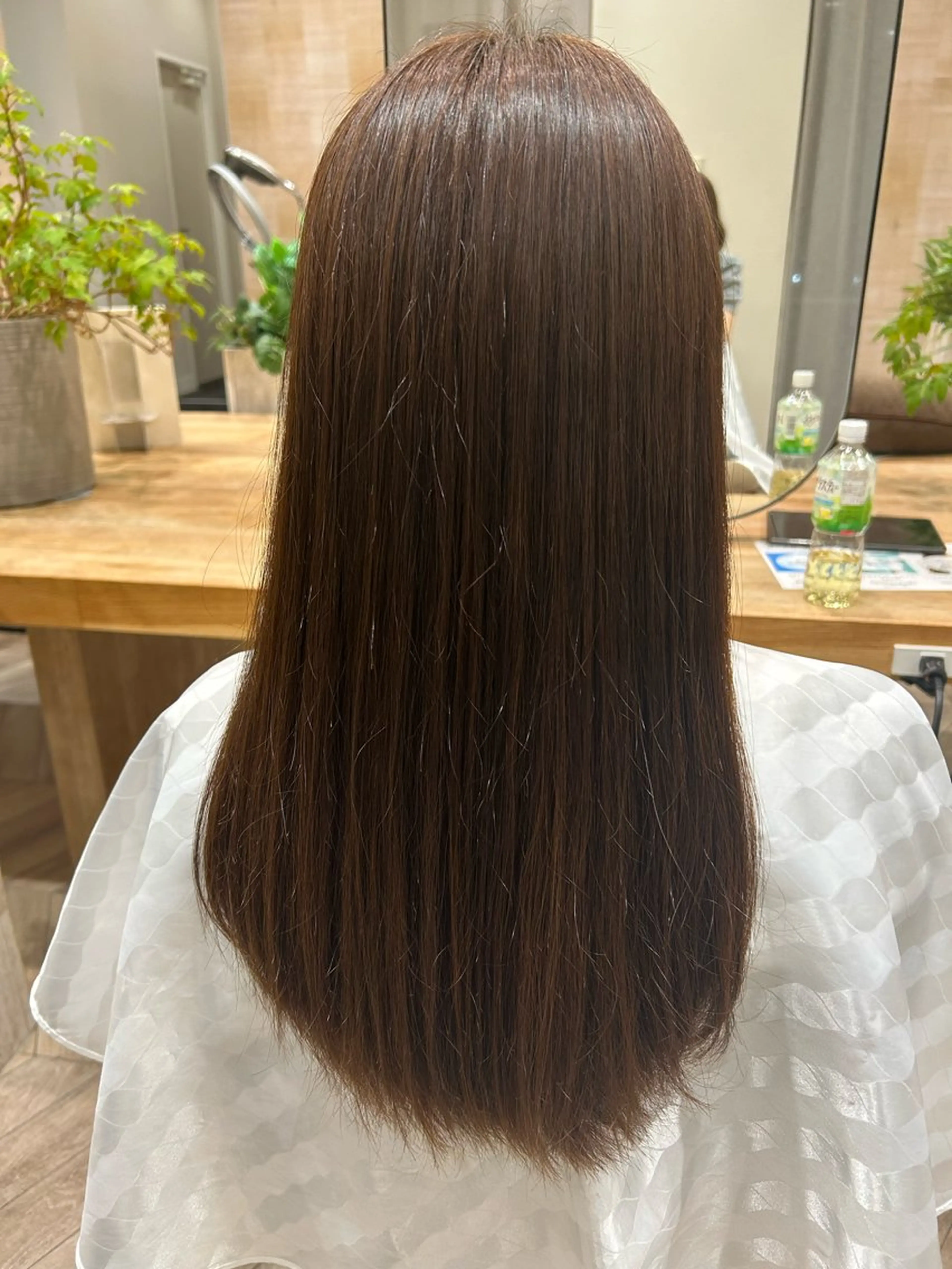 カラー 田所 あいのヘアスタイル