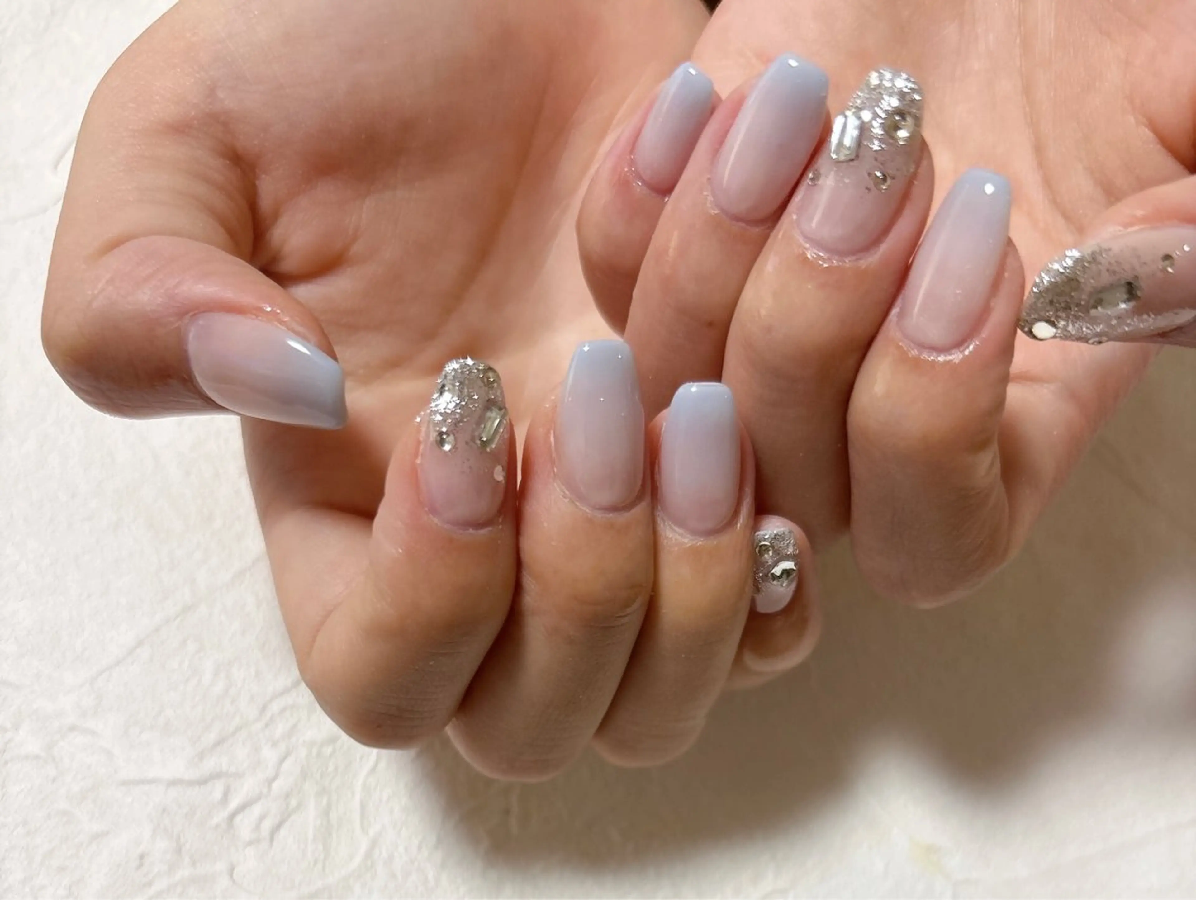 ネイル オーロラネイル フットネイル フレンチネイル ジェルネイル マグネットネイル ハンドネイル kiki nail &brow二子玉川の眉毛・アイブロウイメージ