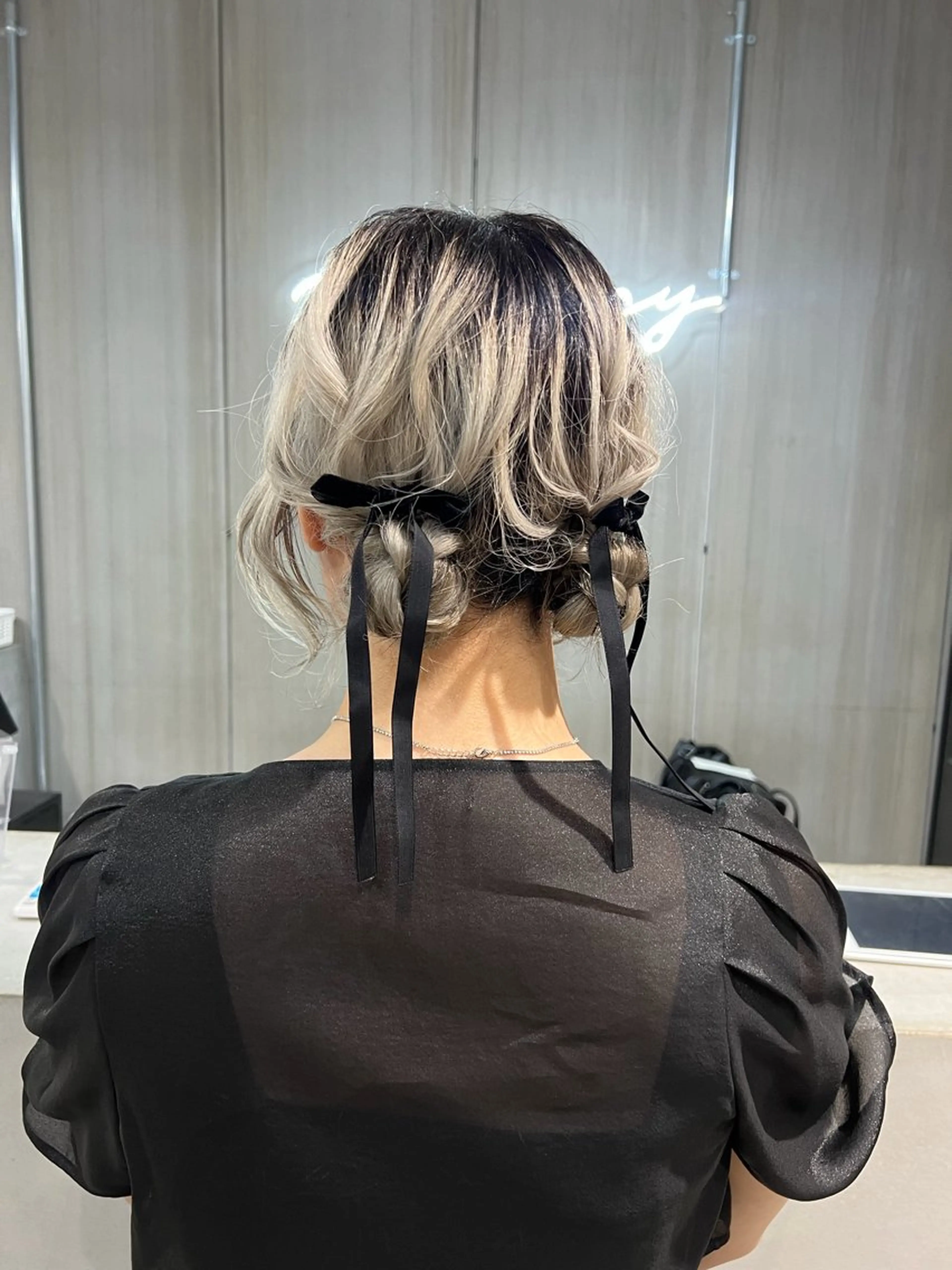 ミディアム ヘアアレンジ お団子ヘア ヘアセット ヨシオカ マオのヘアスタイル