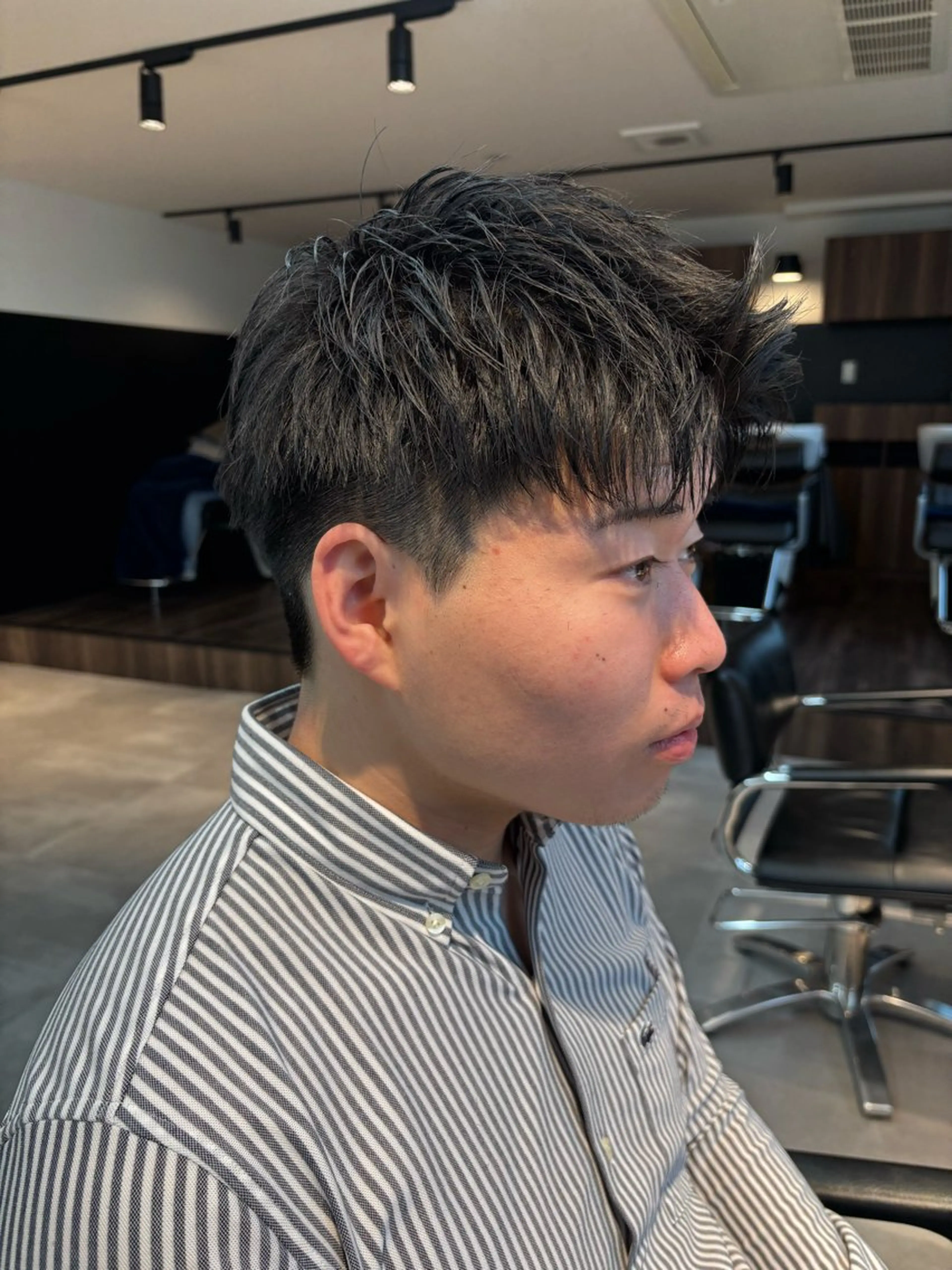 メンズ アップバング メンズショート カット 保立/フェザーパーマ /メンズカット千葉のヘアスタイル