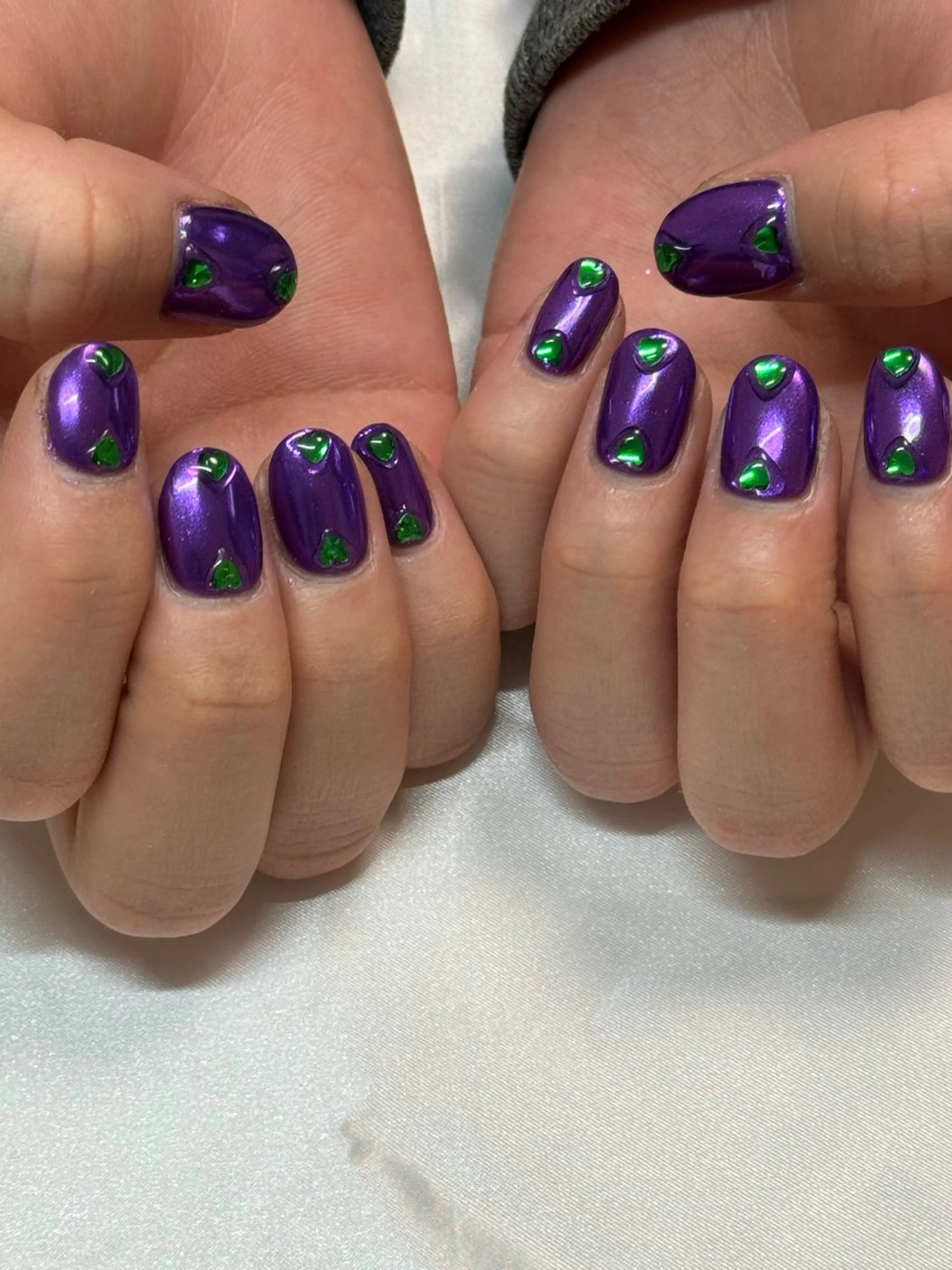 ネイル ミラーネイル ワンカラーネイル バレンタイン MH_ Nailのネイルデザイン