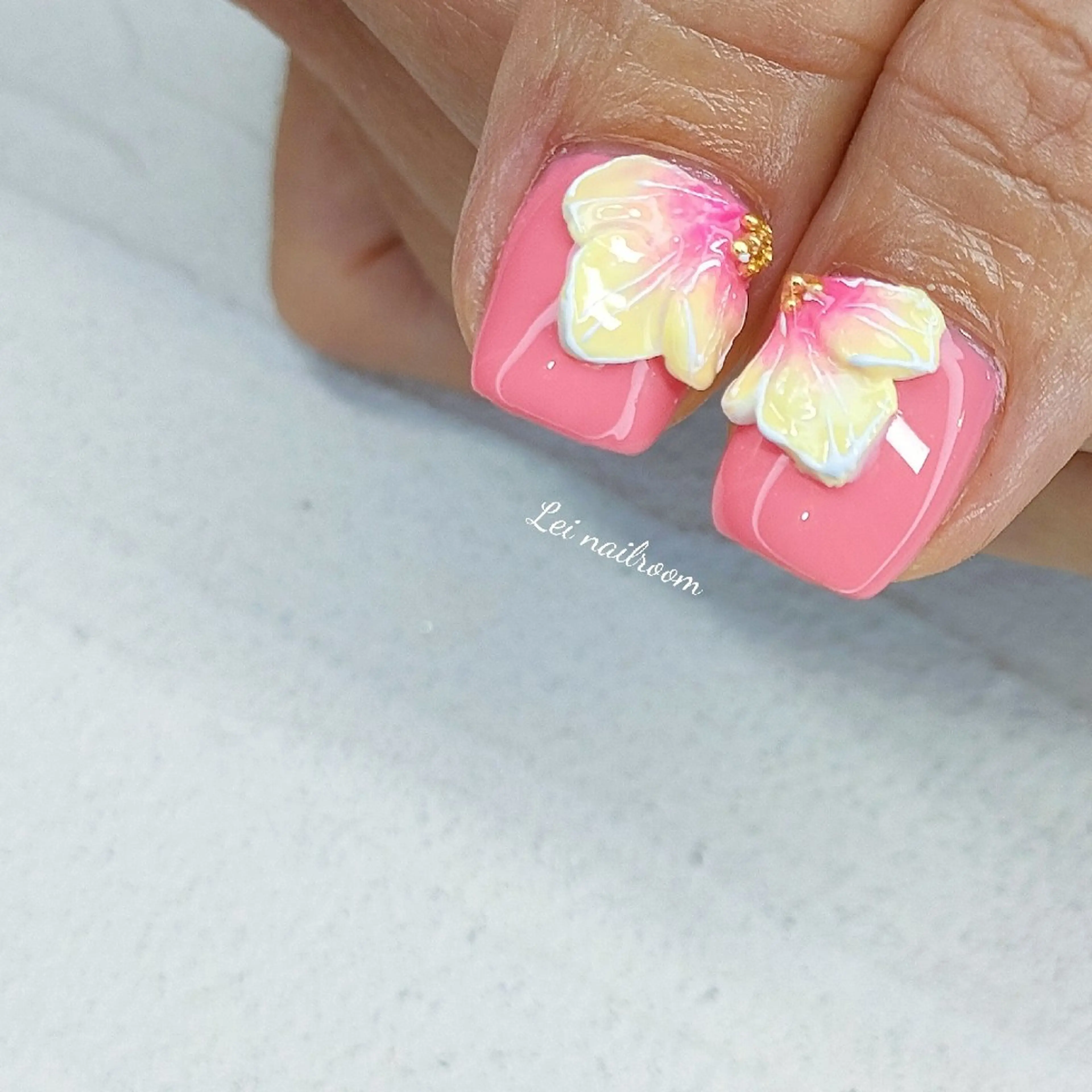 ネイル ジェルネイル lei🌼 nailroomのネイルデザイン