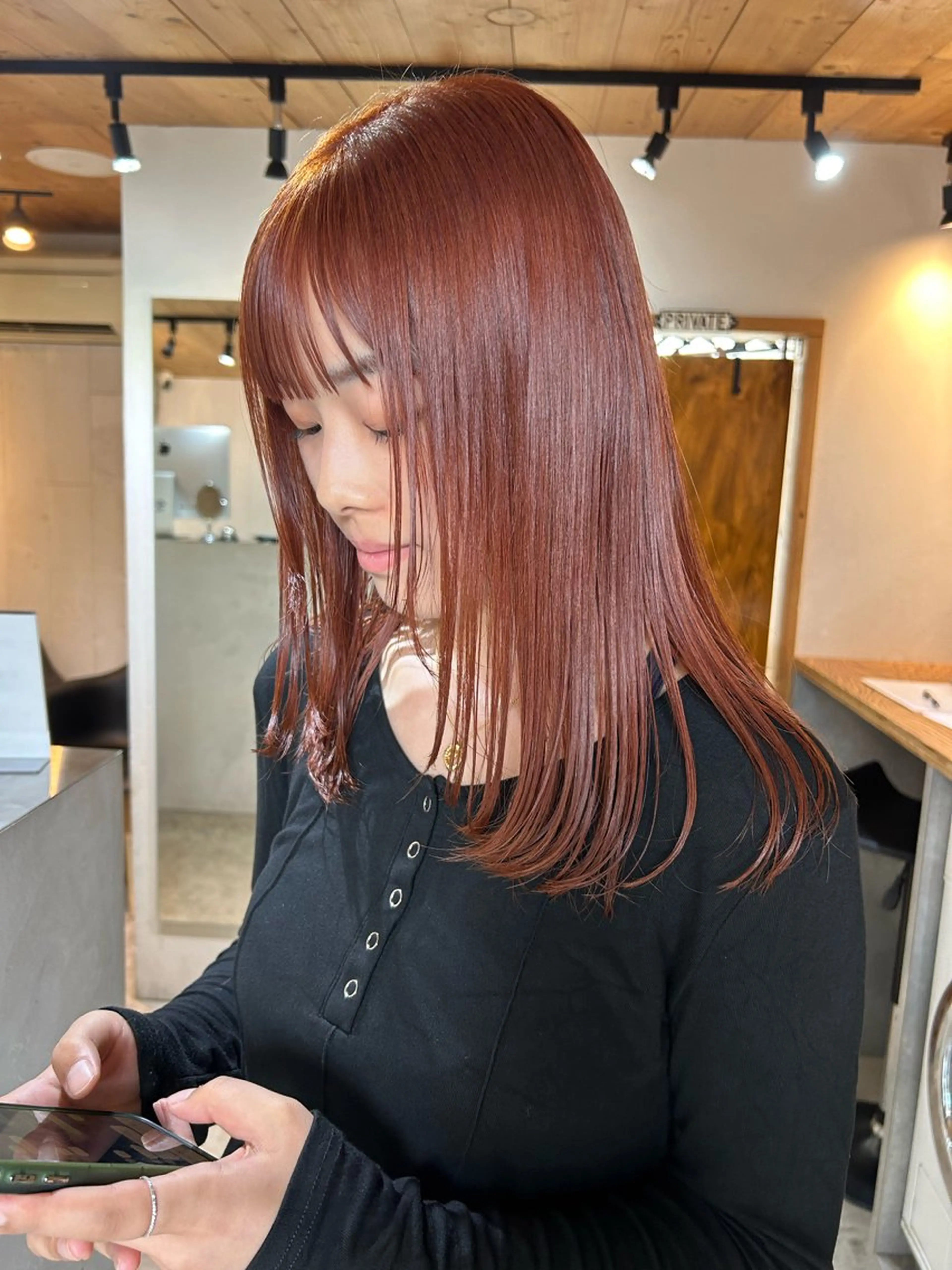 ミディアム カラー レッドカラー カット ヘアカラー 🧸艶々韓国ヘア 🧁mizunaのヘアスタイル