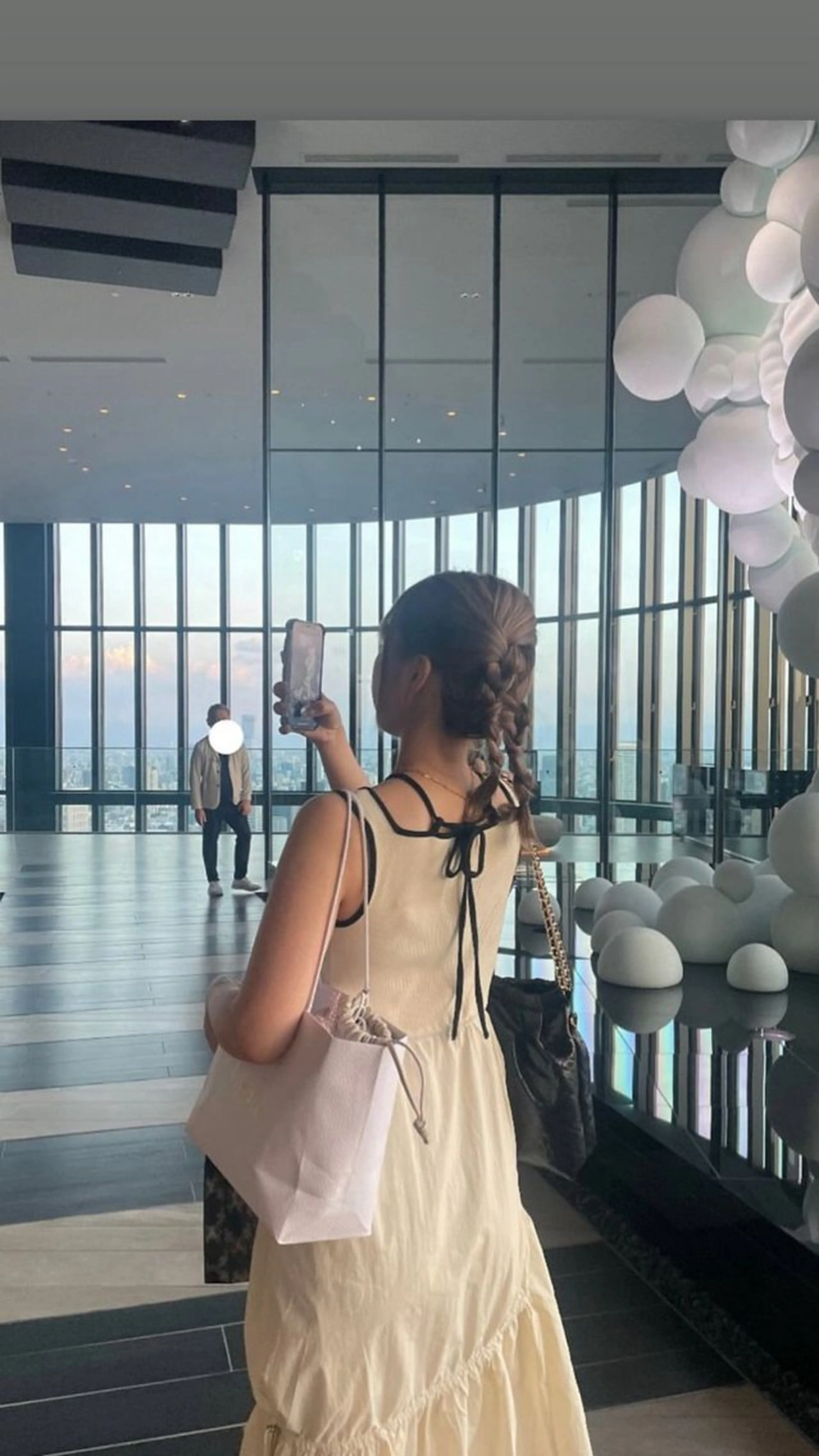 ロング 安達 萌花のヘアスタイル