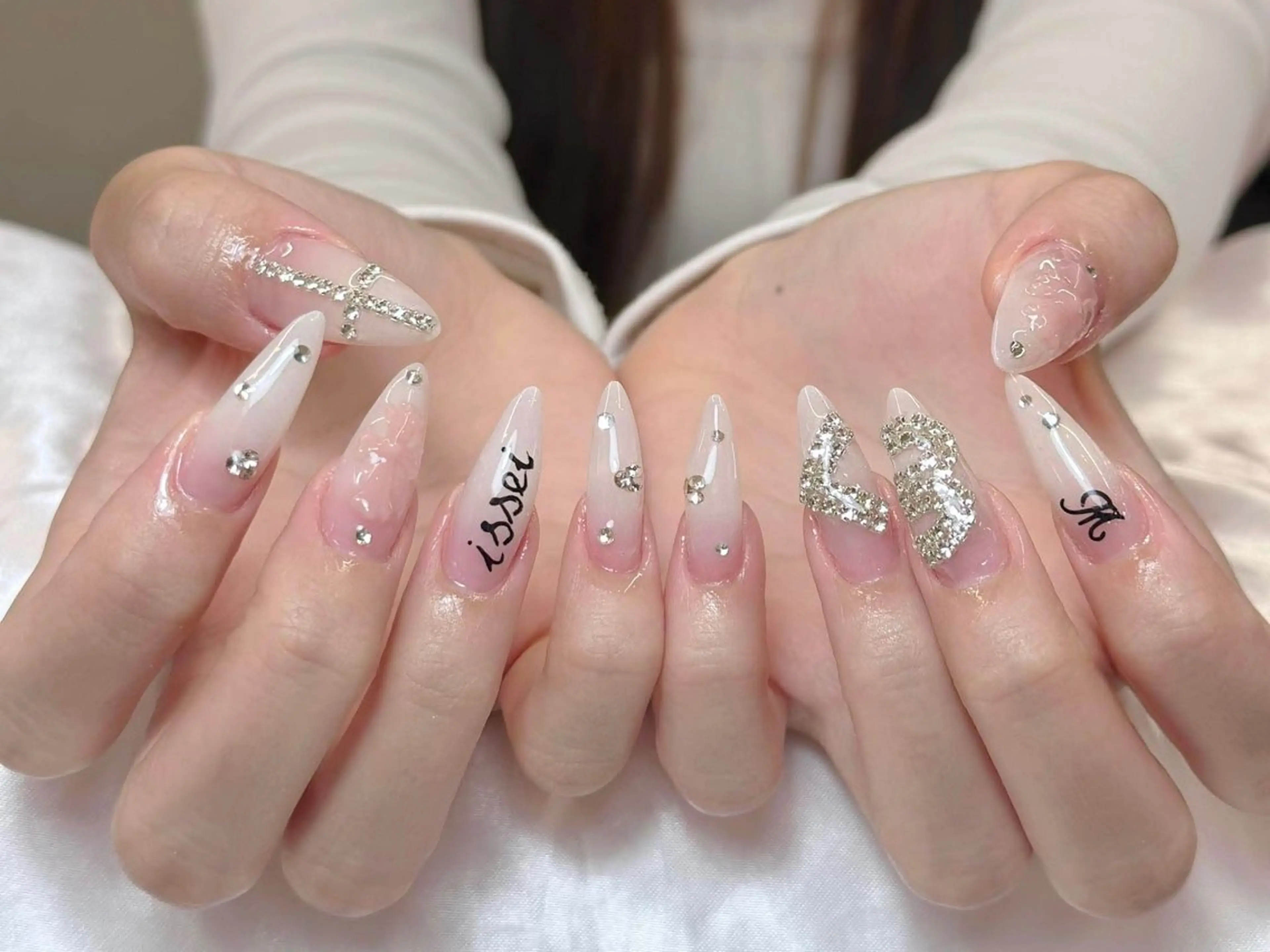ネイル ハンドネイル hue nail1のネイルデザイン