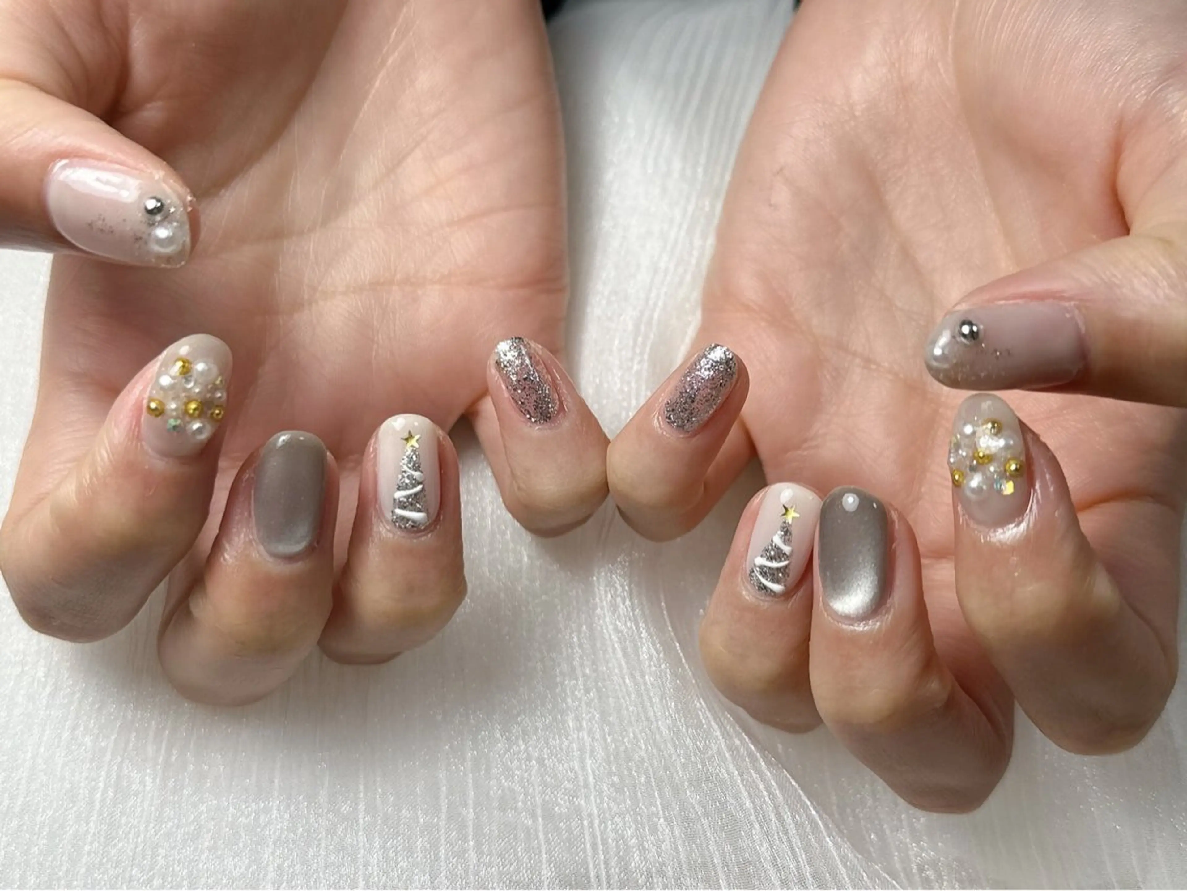 ネイル 冬ネイル クリスマス kiki nail &brow二子玉川の眉毛・アイブロウイメージ