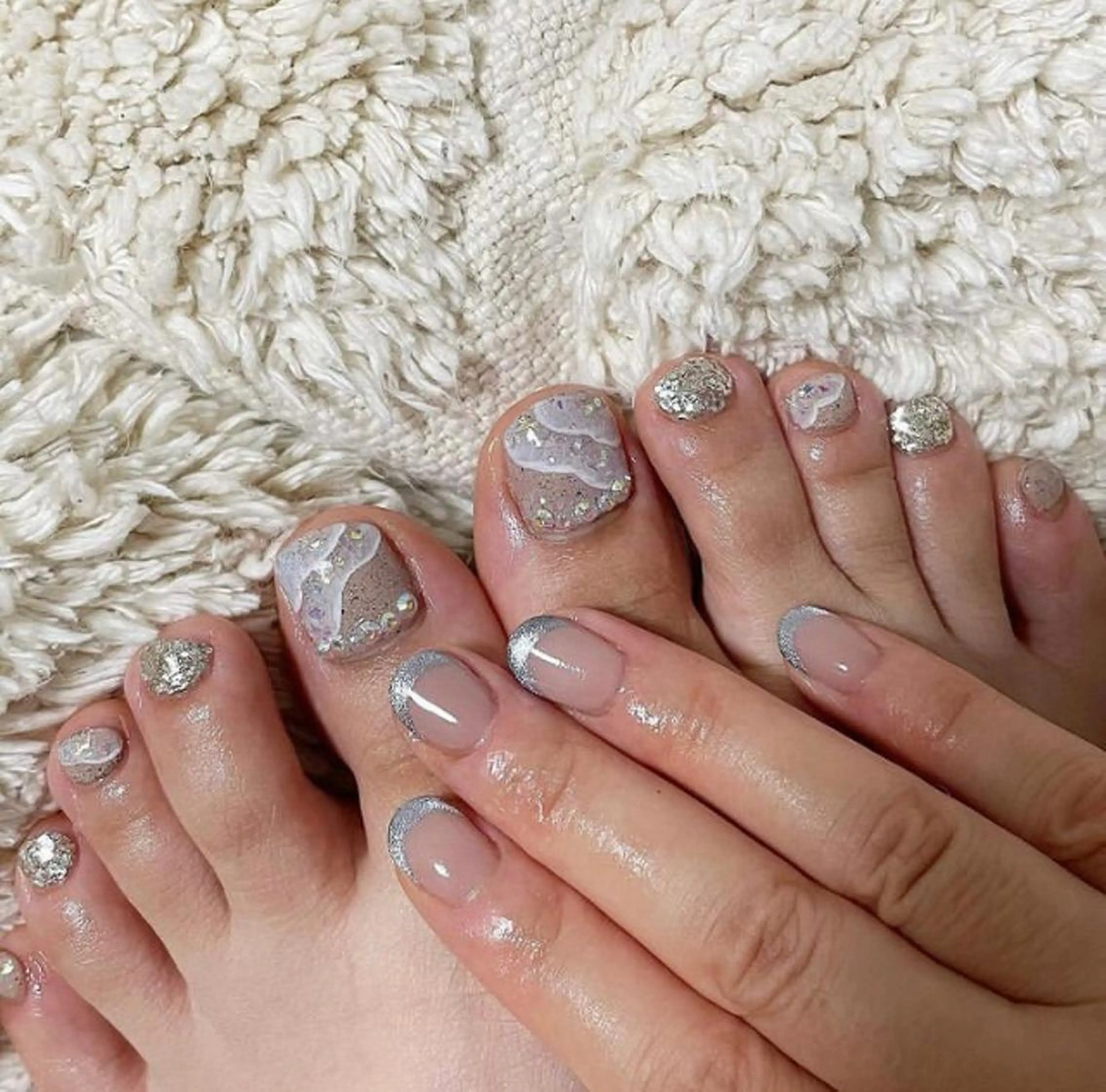 とってもお得なハンド＆フットのセットメニュー✨¥18000オフなしの方💅🦶ハンドフットお好きなデザイン選べます💓の写真