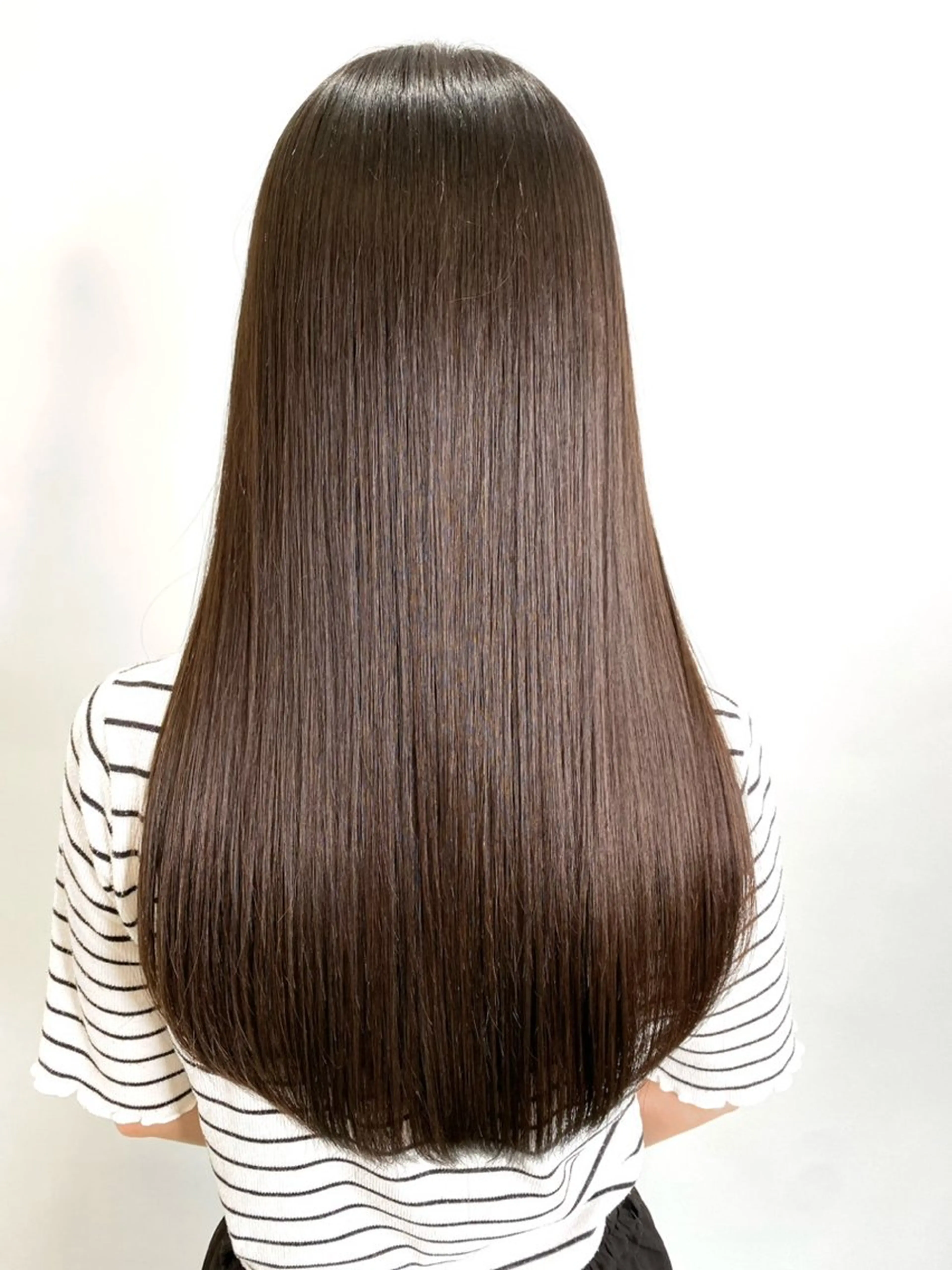 ロング カラー 横田 あいらのヘアスタイル