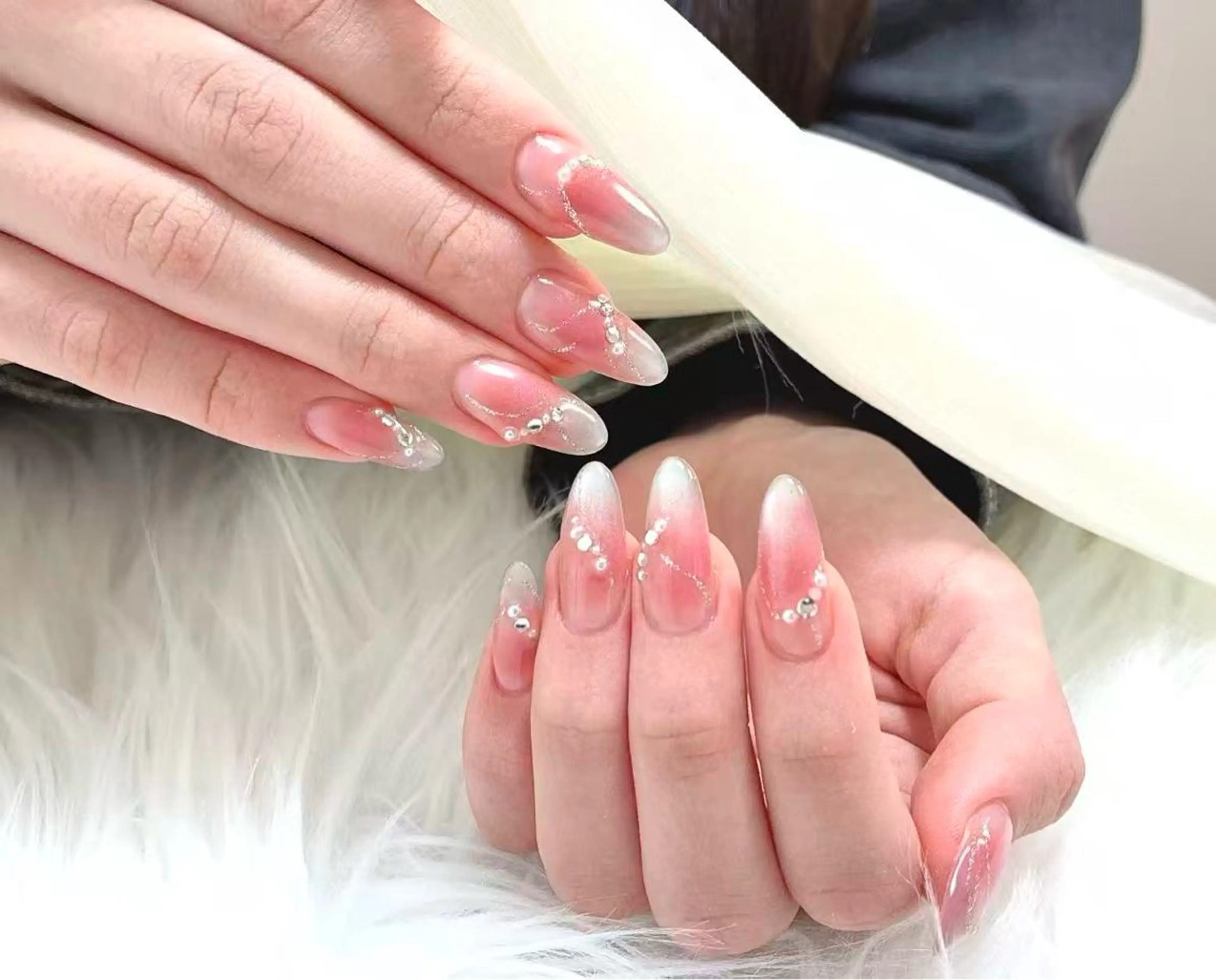 ネイル アニマル柄 チークネイル フラッシュネイル フットネイル フレンチネイル ハンドネイル B·U Nail大宮 長さだし専門店のネイルデザイン