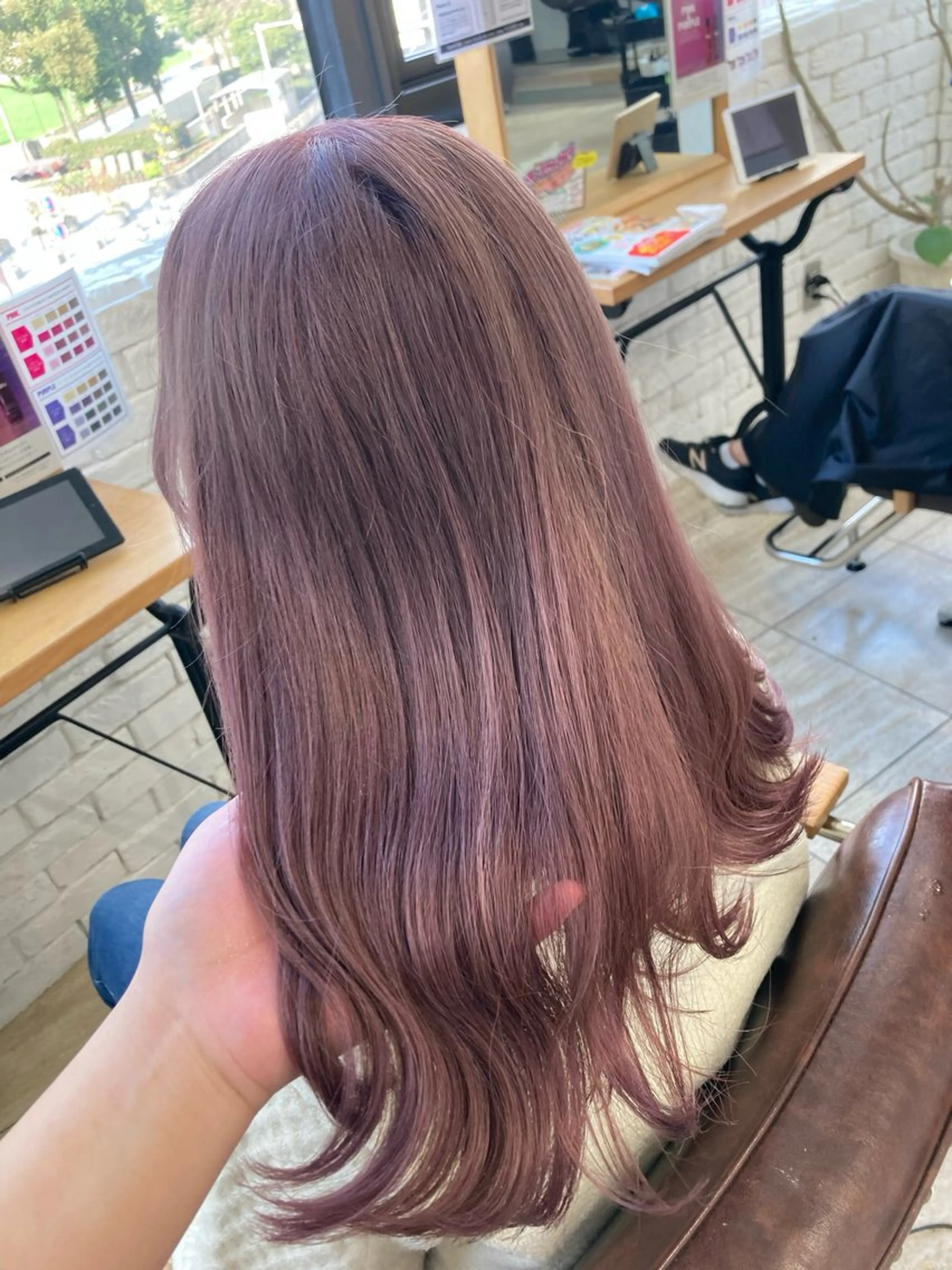 セミロング カラー ベージュカラー ブリーチ 透明感カラー ピンクカラー ピンクベージュ ヘアカラー デザインカラー/ ジュンナのヘアスタイル