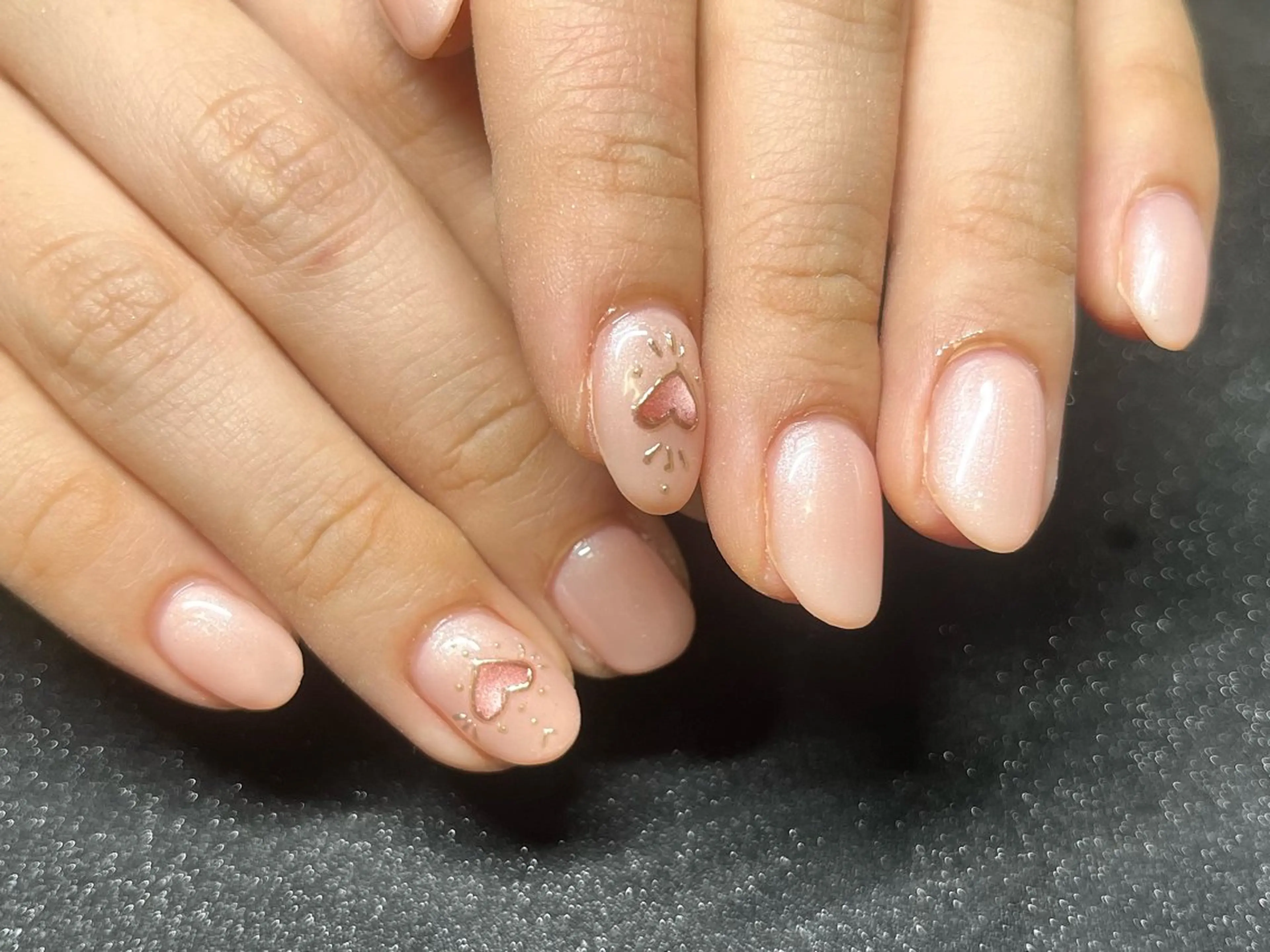 ネイル アートネイル ミラーネイル Chika .のネイルデザイン