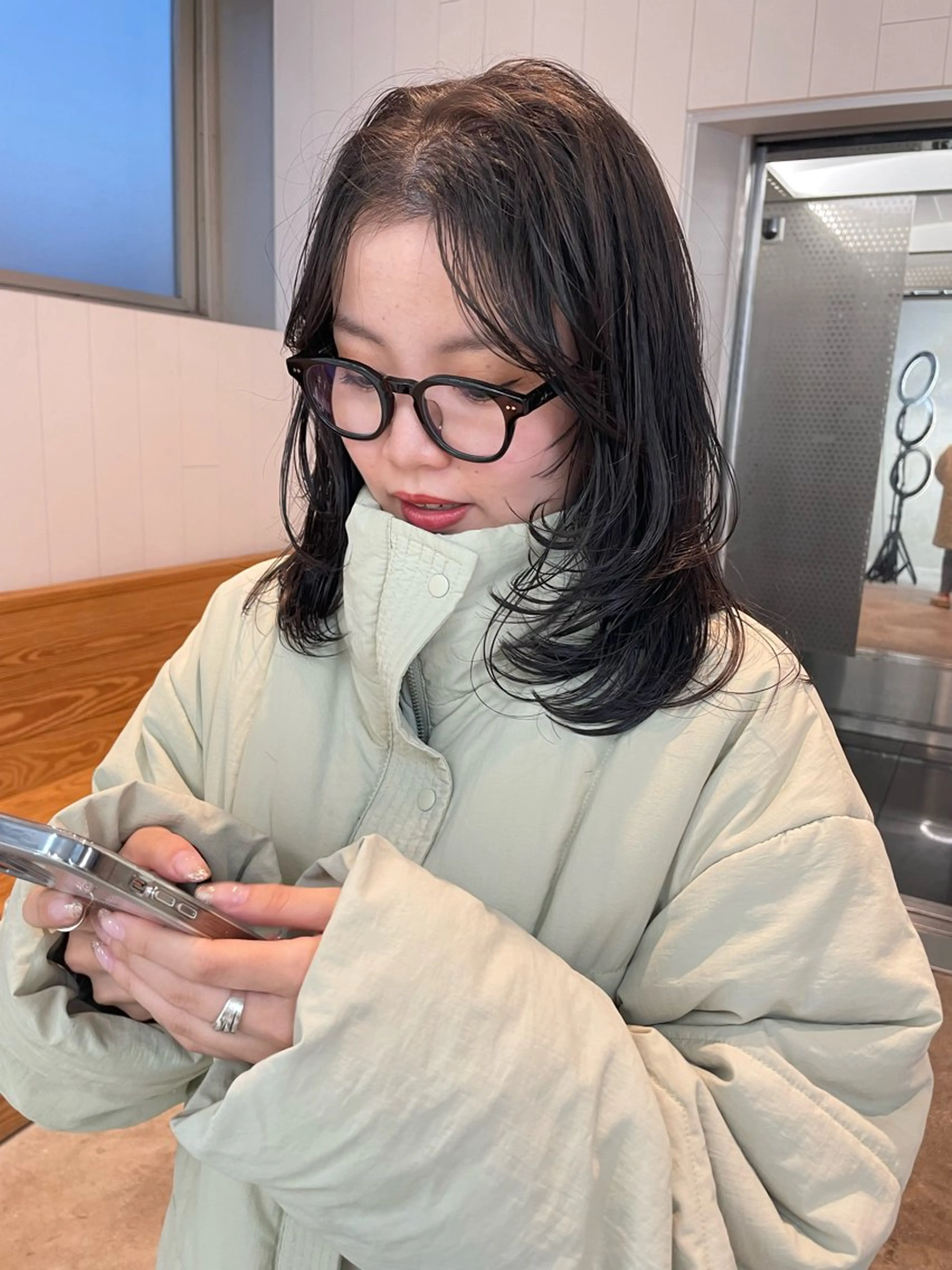 ミディアム カラー ミディアムレイヤー レイヤーカット カット ヘアカラー トリートメント パーマ/パーマ落とし 【Kouta】のヘアスタイル