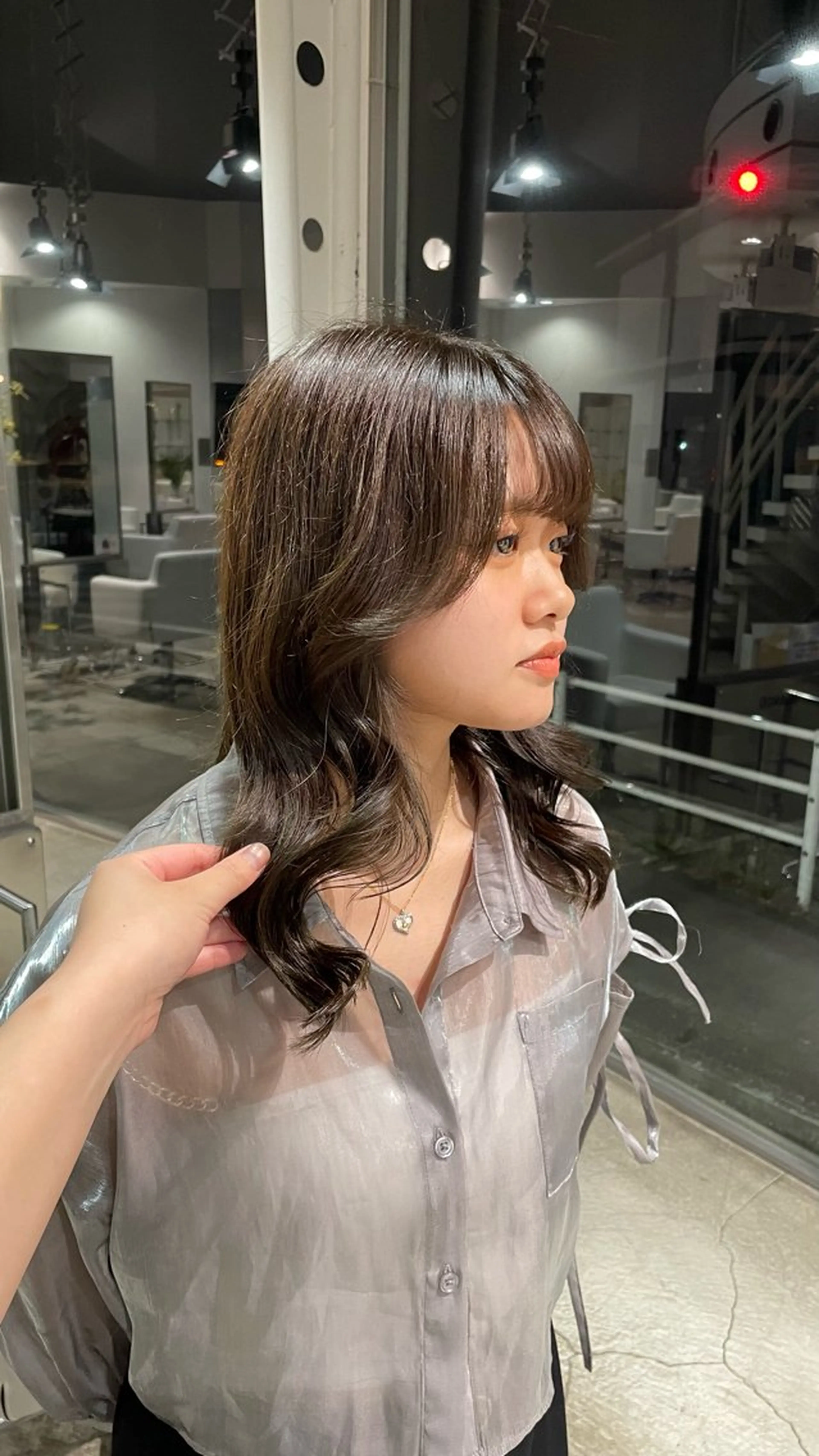 カラー カット ヘアカラー 韓国ヘア/透明感カラ ー/メンズレディースのヘアスタイル