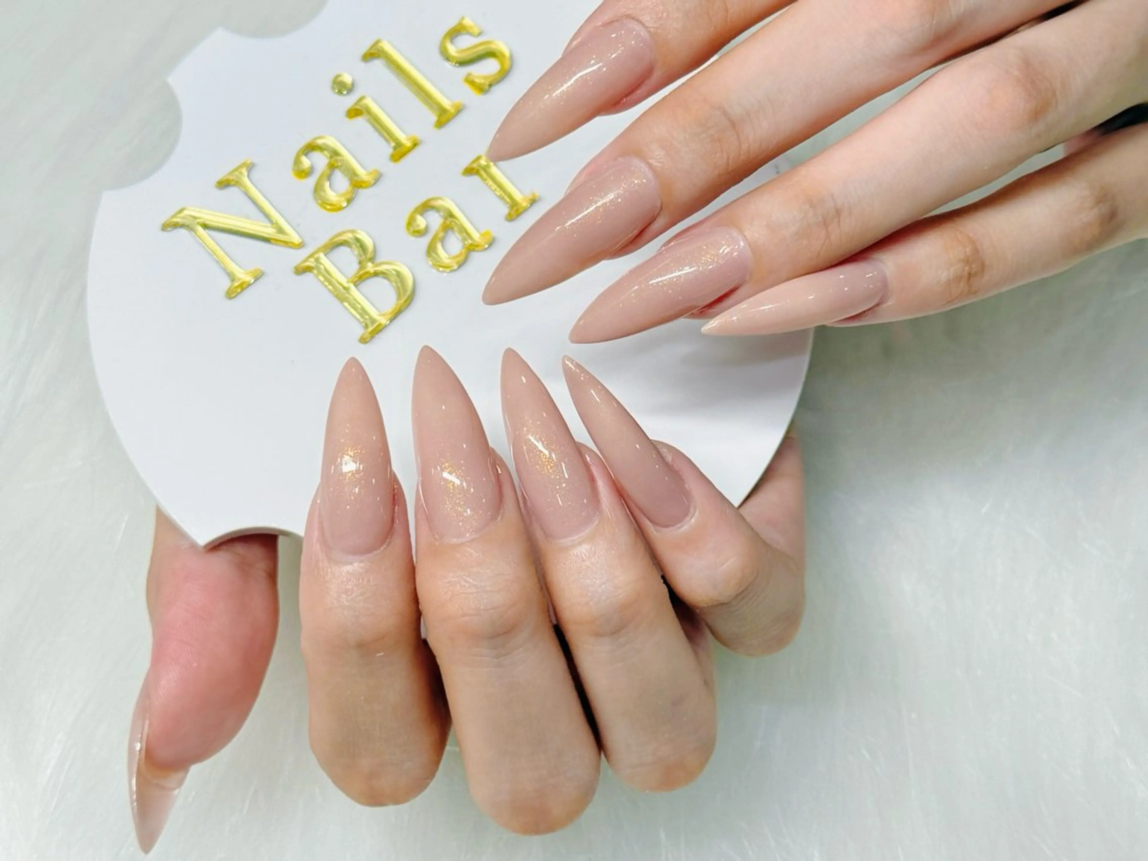 モデル限定価格「長出し」ワンカラー or ラメグラー(オフ別料金1000円​〜​）の写真