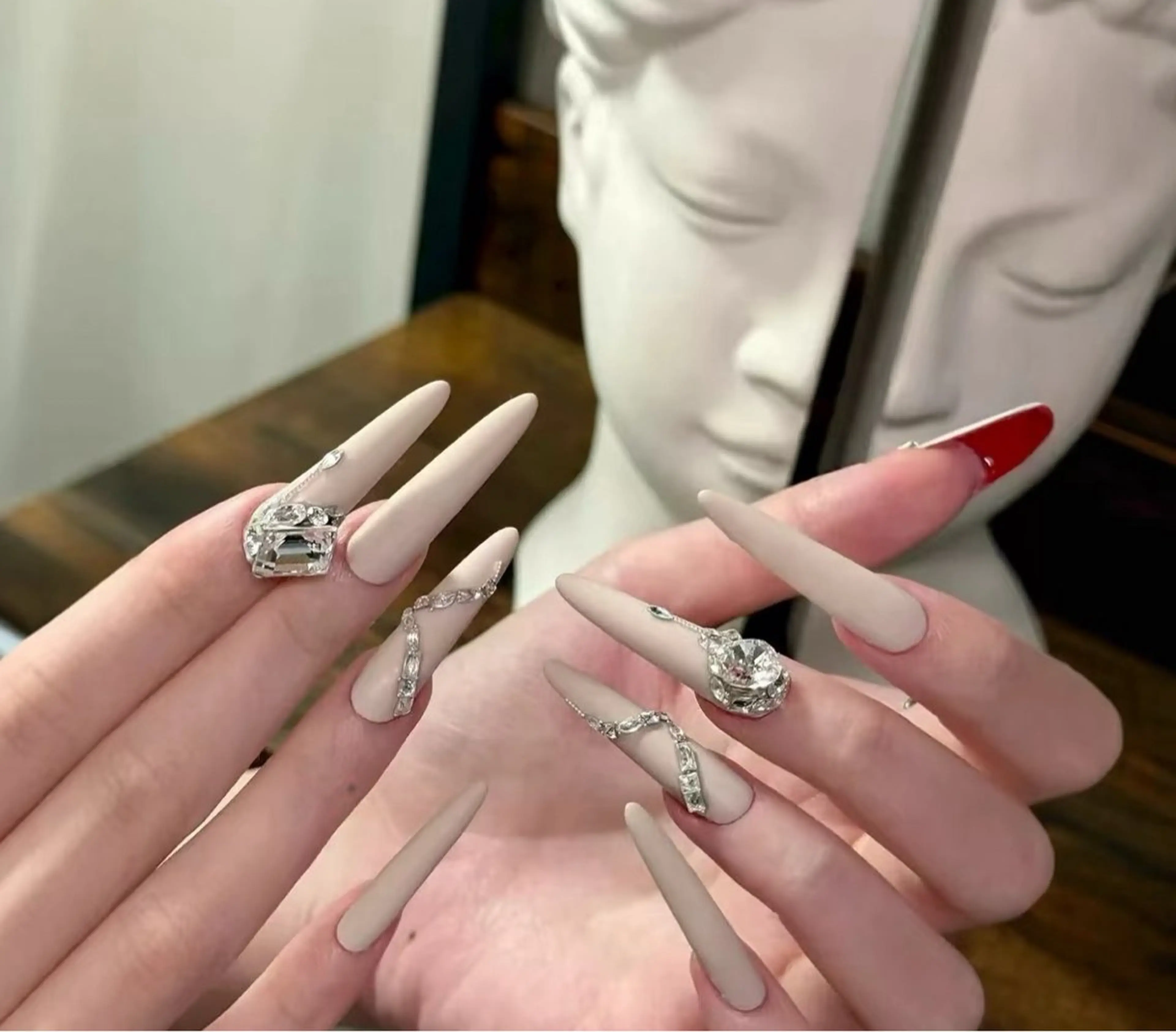 ネイル オーロラネイル フラワーネイル フットネイル フレンチネイル ジェルネイル ハンドネイル 長さだし専門 ありさのネイルデザイン