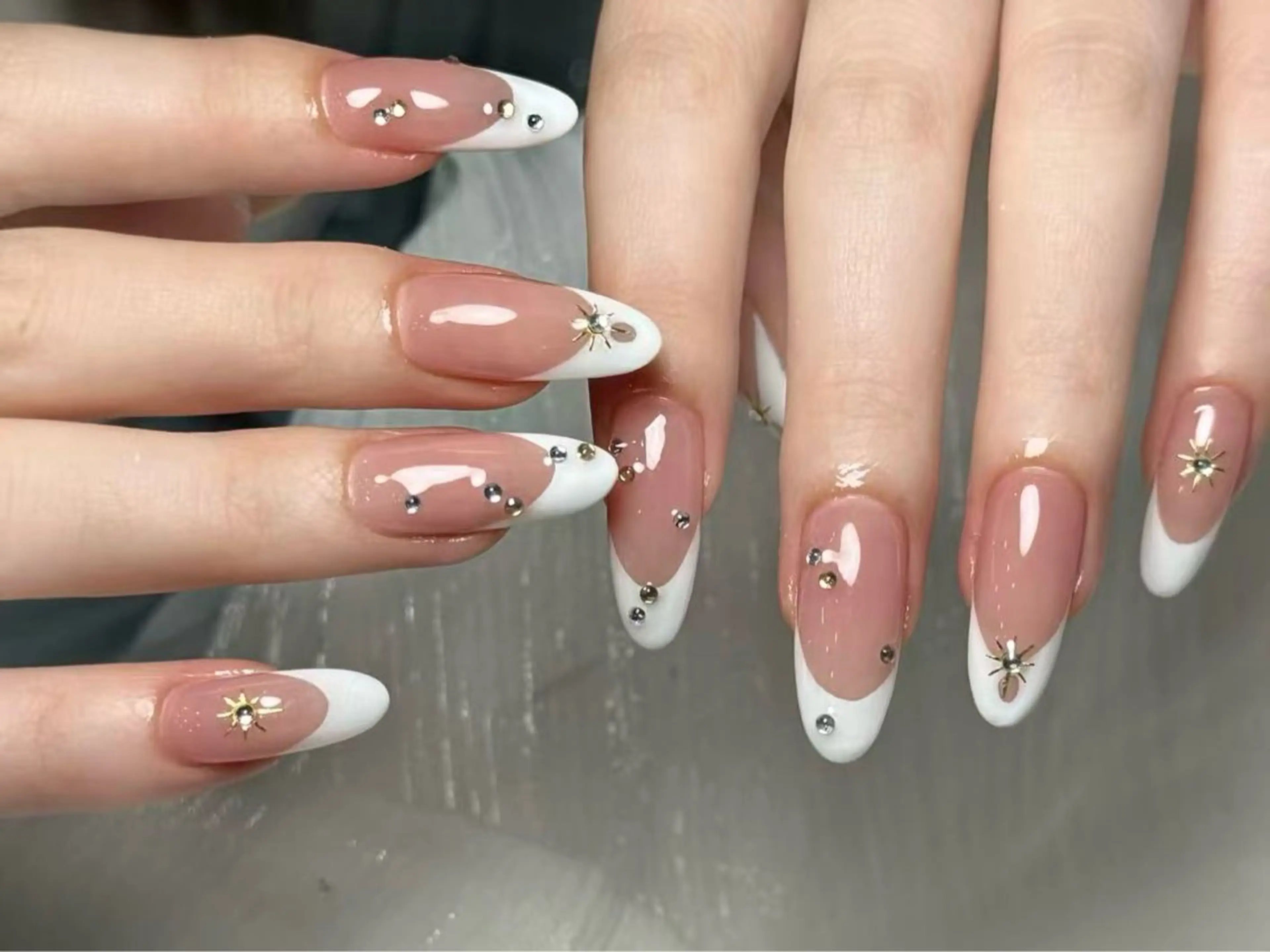 ネイル Ui_Amor (パラジェル)のネイルデザイン