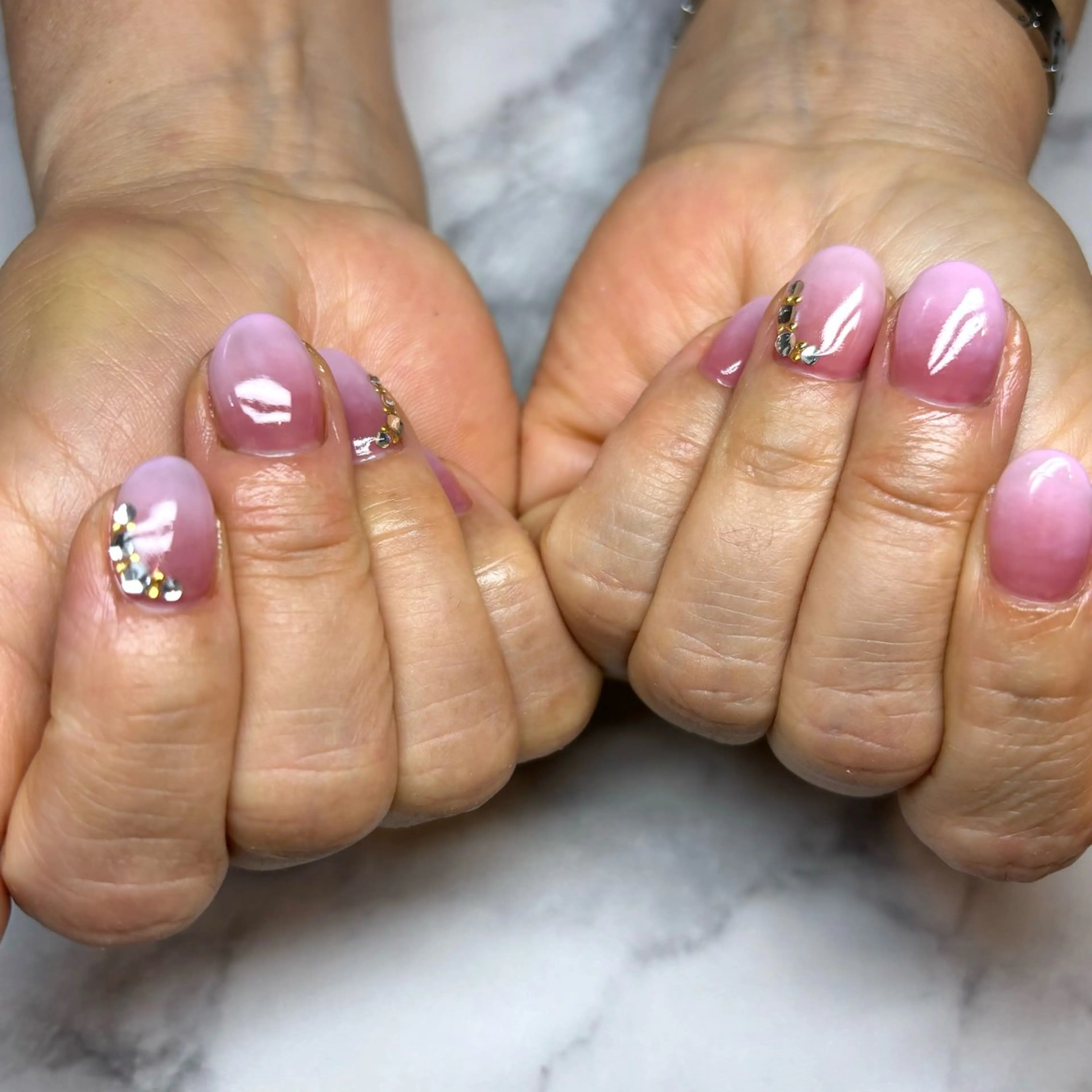 ネイル es nailのネイルデザイン