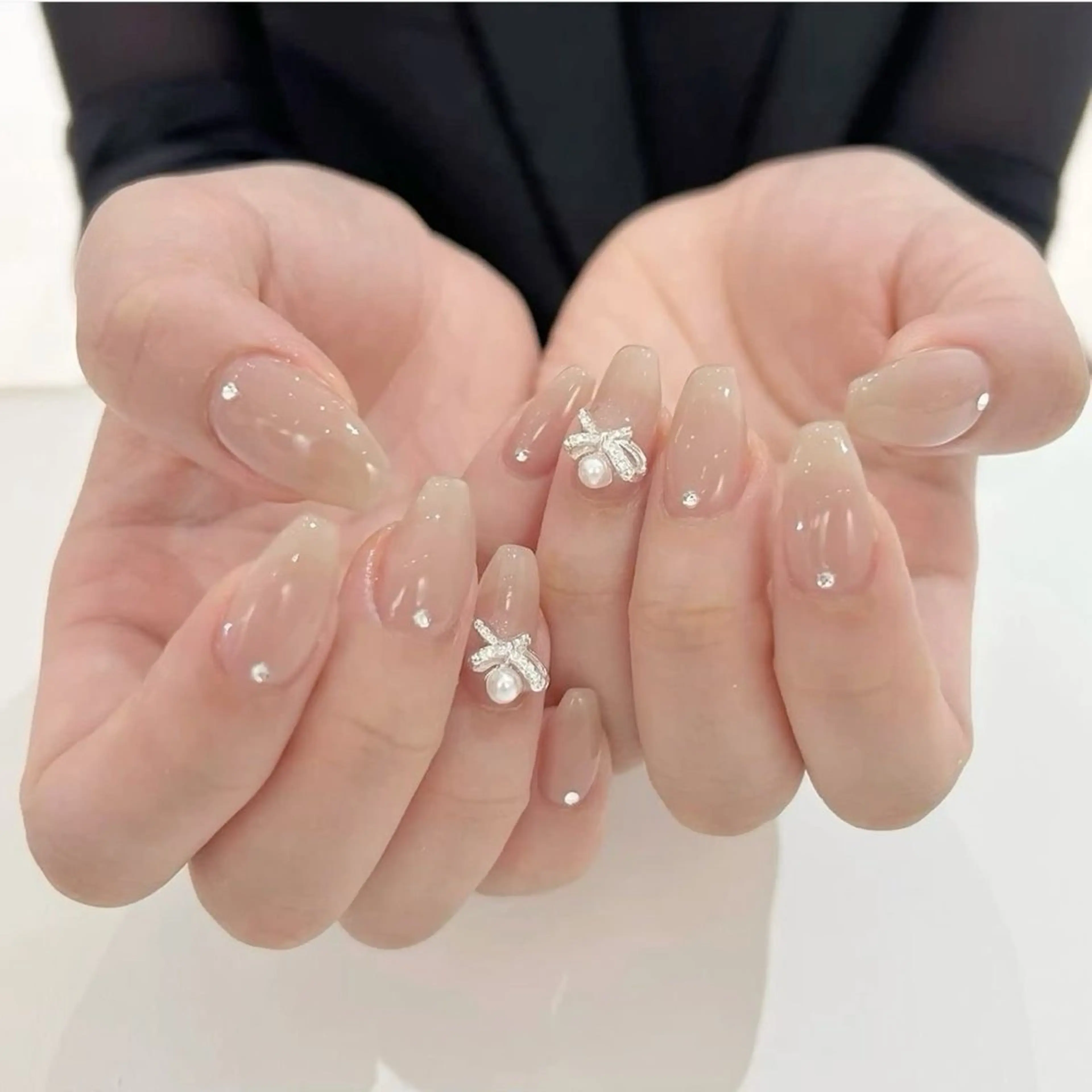 カラー グラデーションカラー ピンクカラー ハンドネイル AIN Nailのネイルデザイン