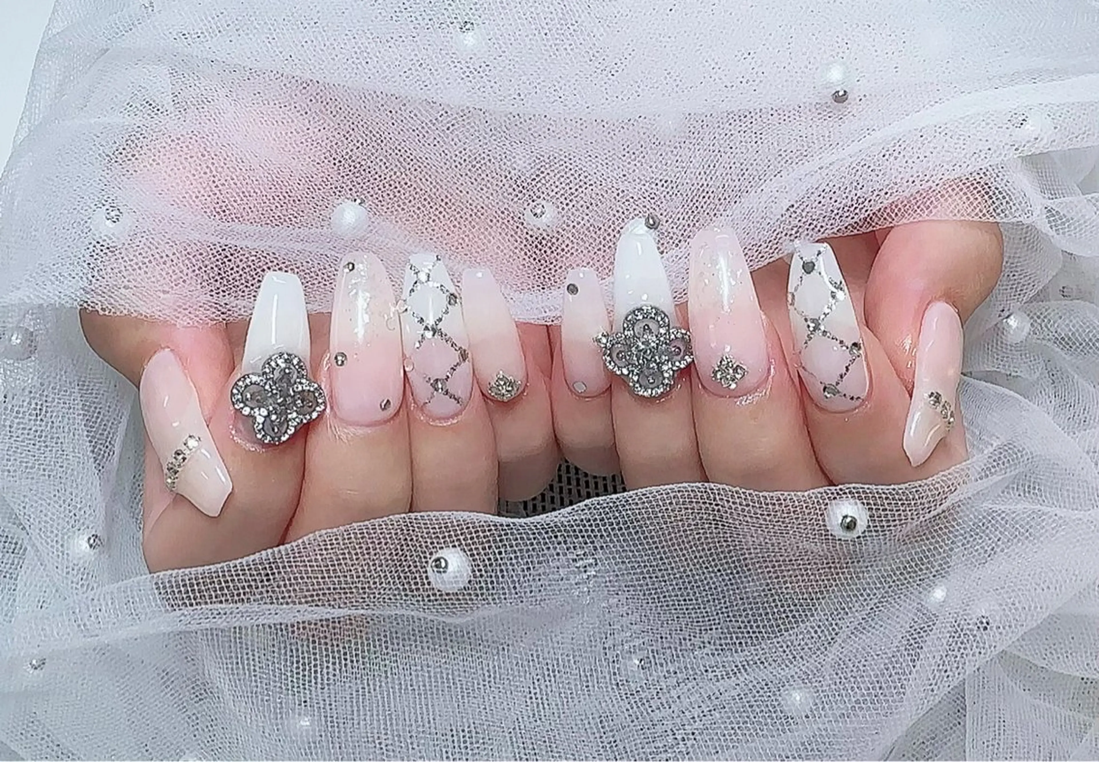 ネイル R salonのネイルデザイン