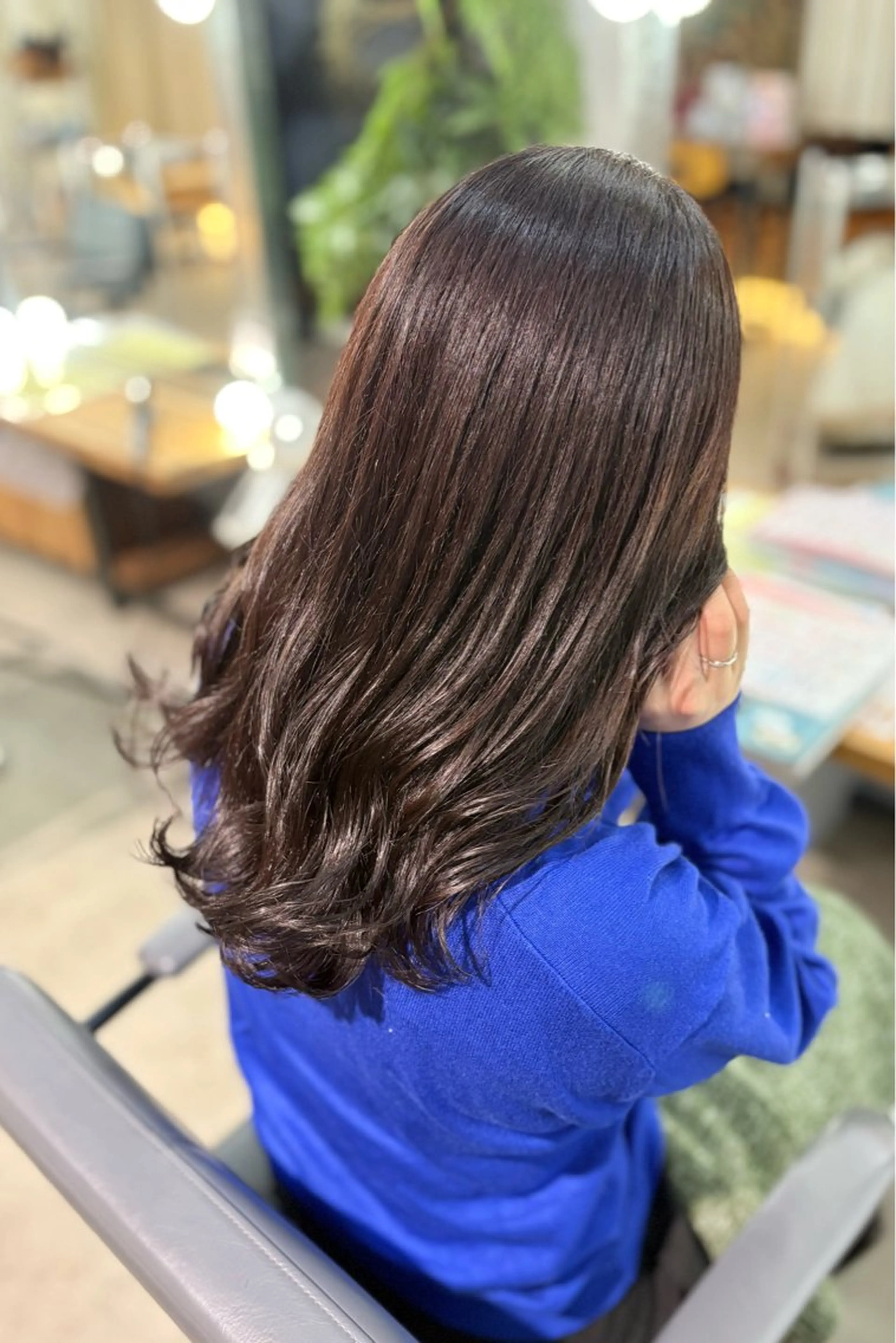 ロング カラー 菊地 紗矢のヘアスタイル