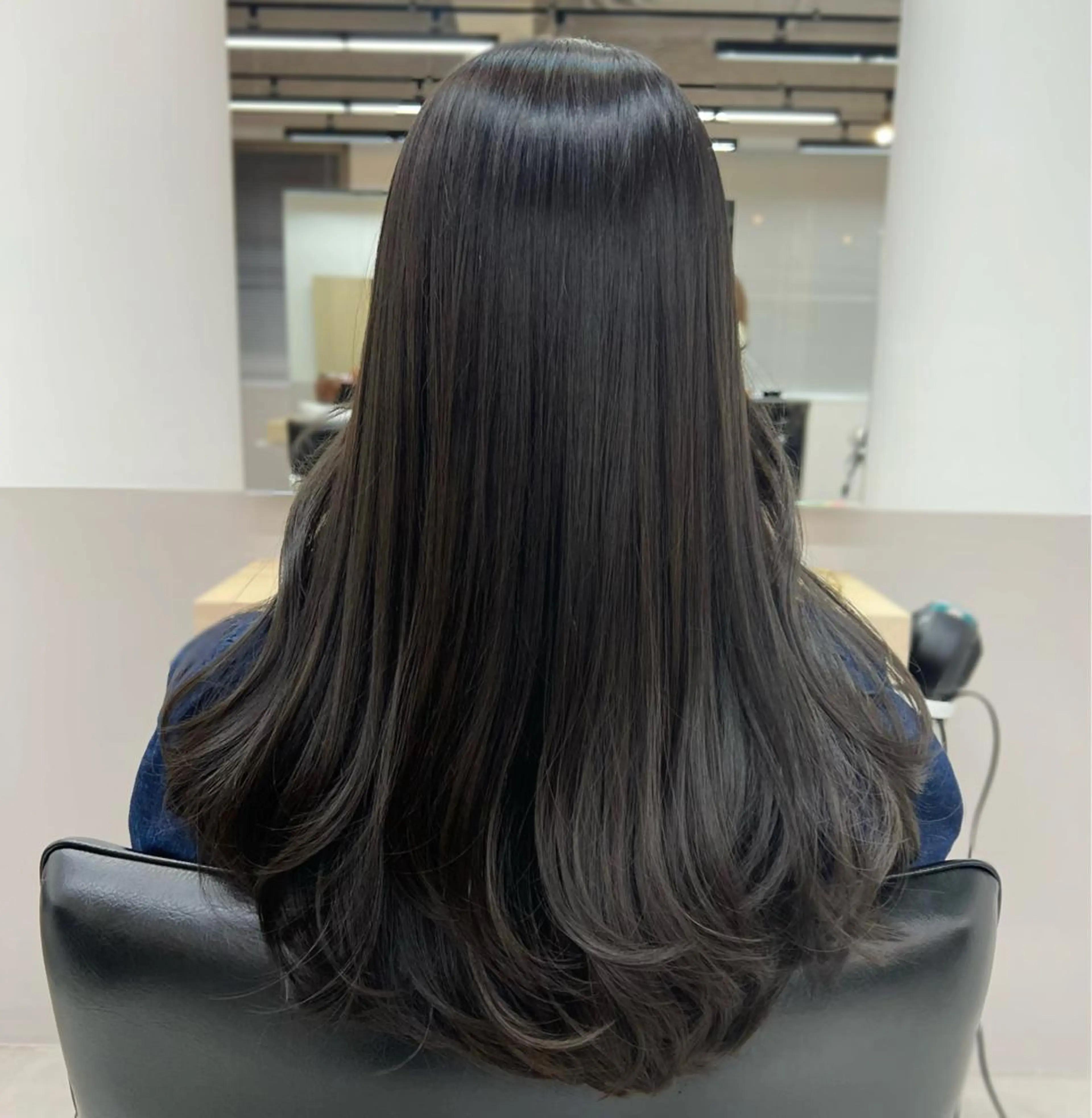 ロング レイヤーカット 産休中🎀 しょうこLuanaのヘアスタイル